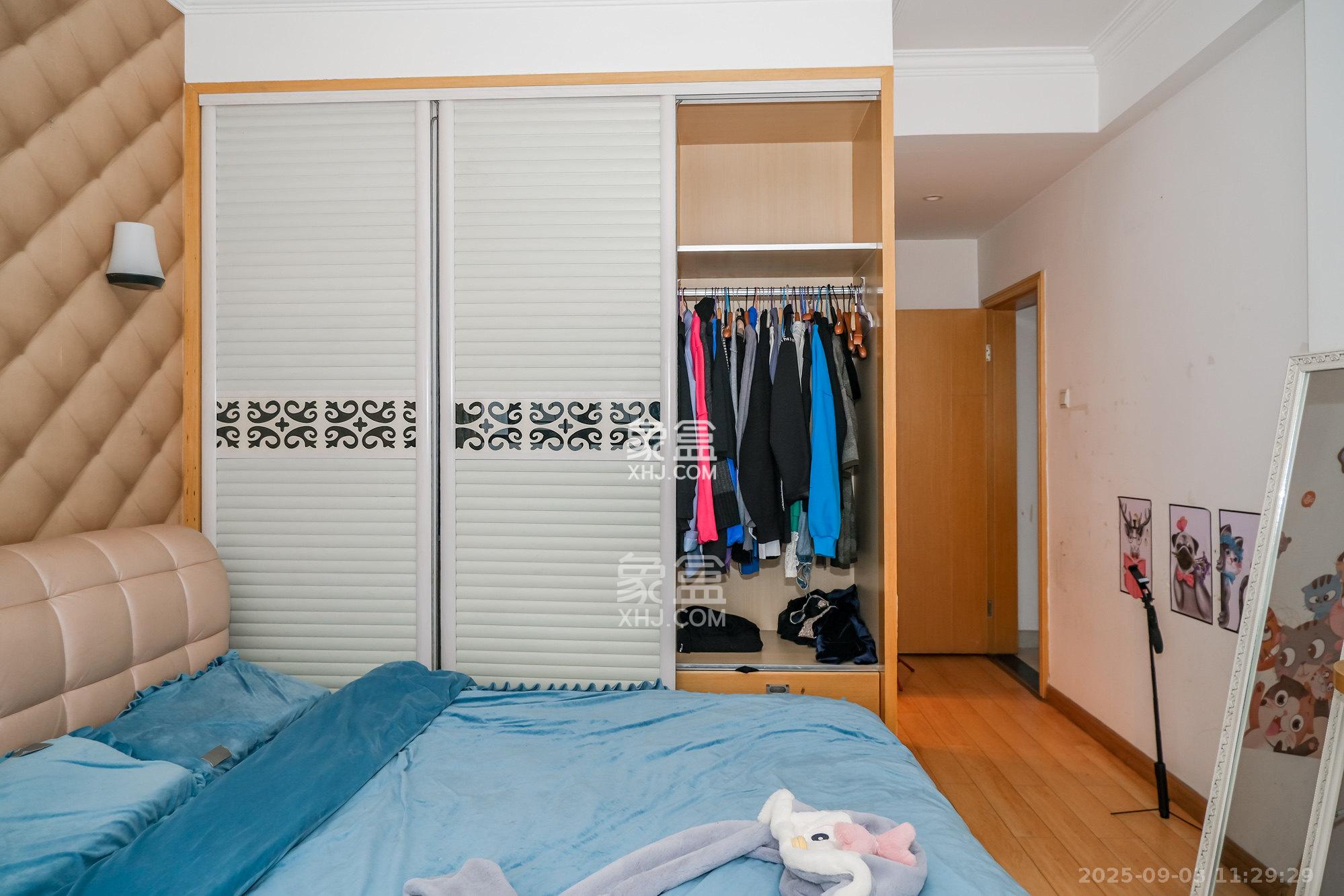 长大卧琥  3室2厅2卫    2600.0元/月 长大卧琥  3室2厅2卫    2600.0元/月室内图