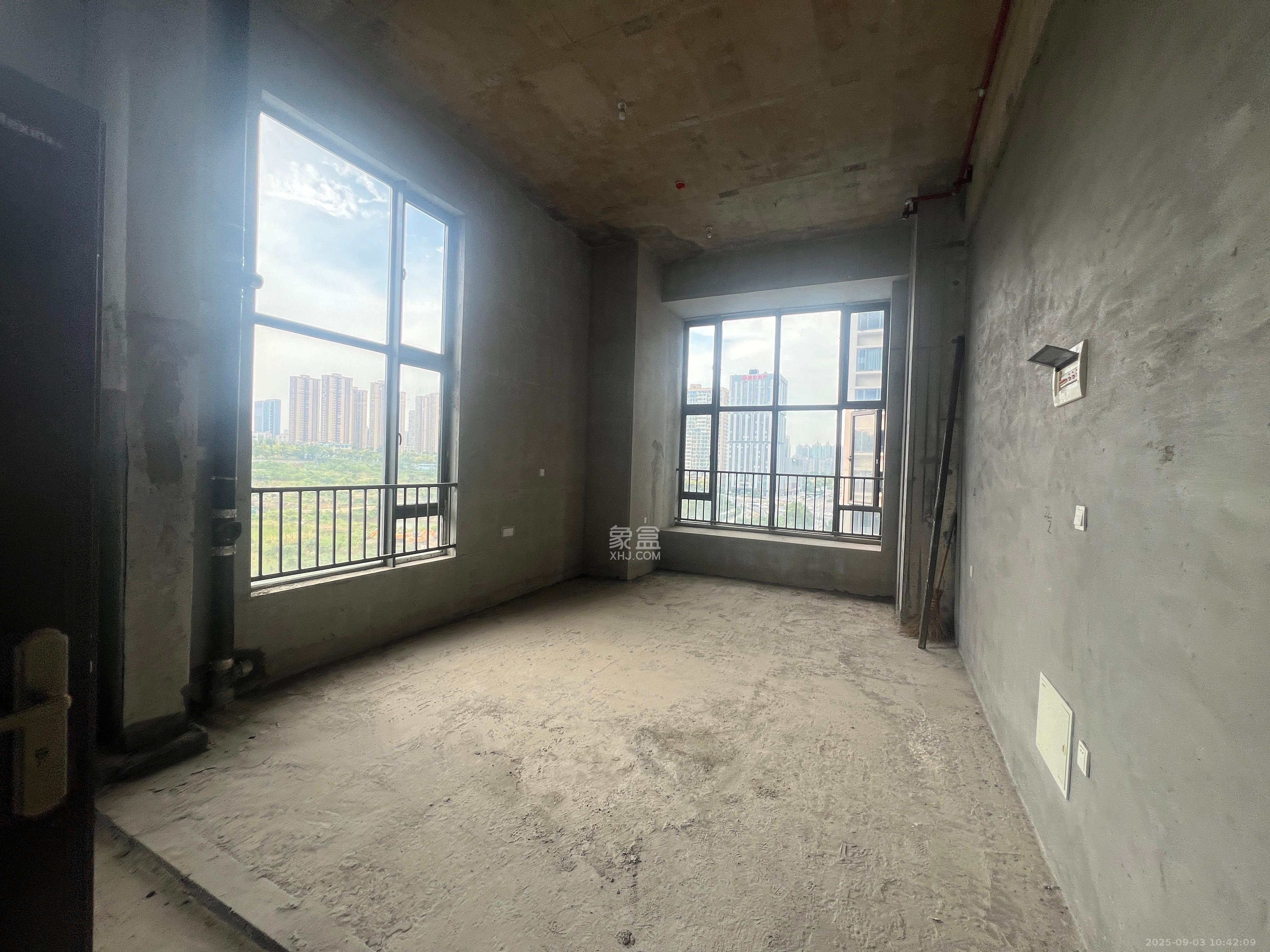 佳兆业云顶都汇  1室1厅1卫    1100.0元/月室内图