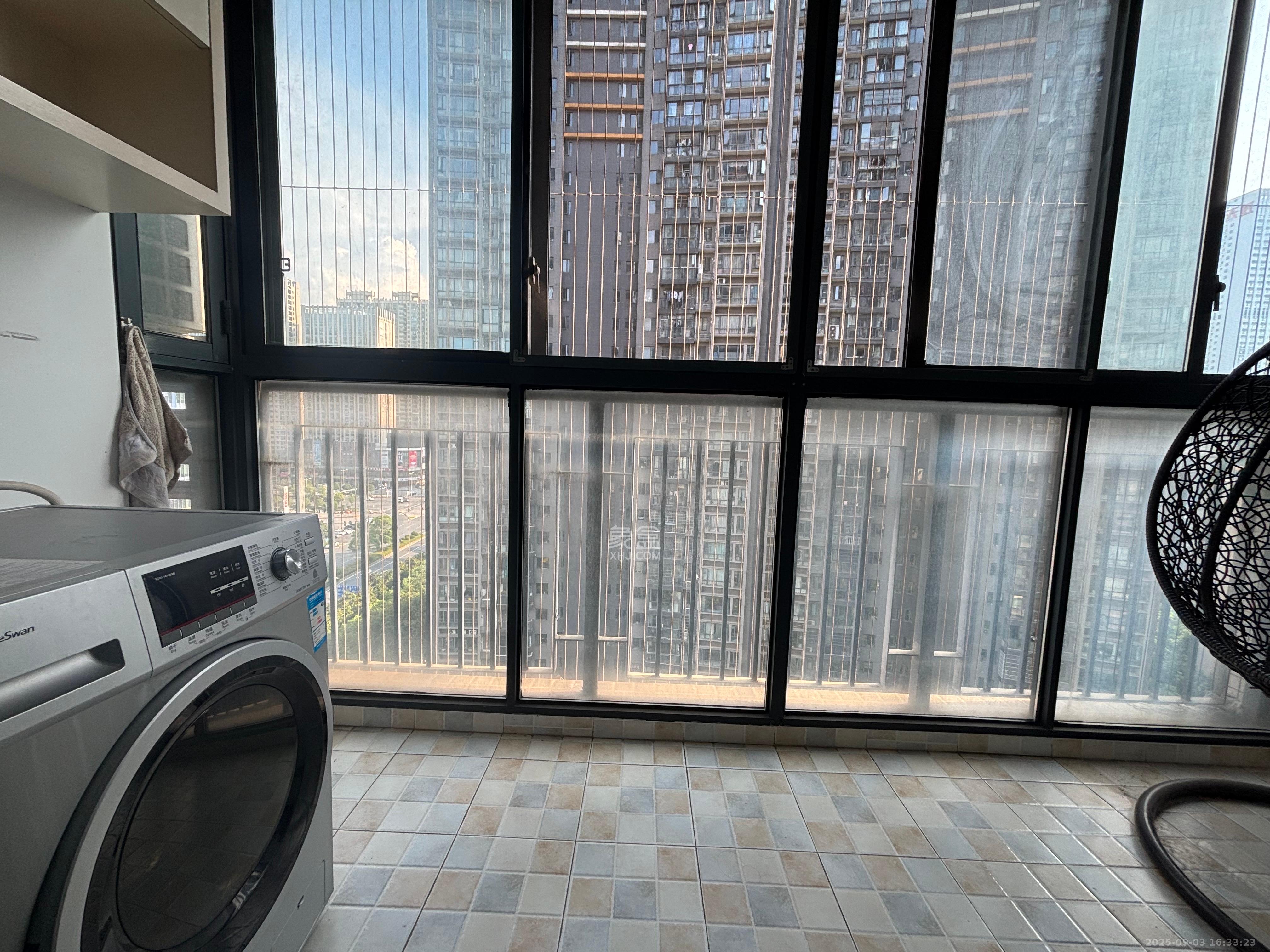 恒基凯旋门一二期 3室2厅1卫 2100.0元/月 恒基凯旋门一二期 3室2厅1卫 2100.0元/月室内图