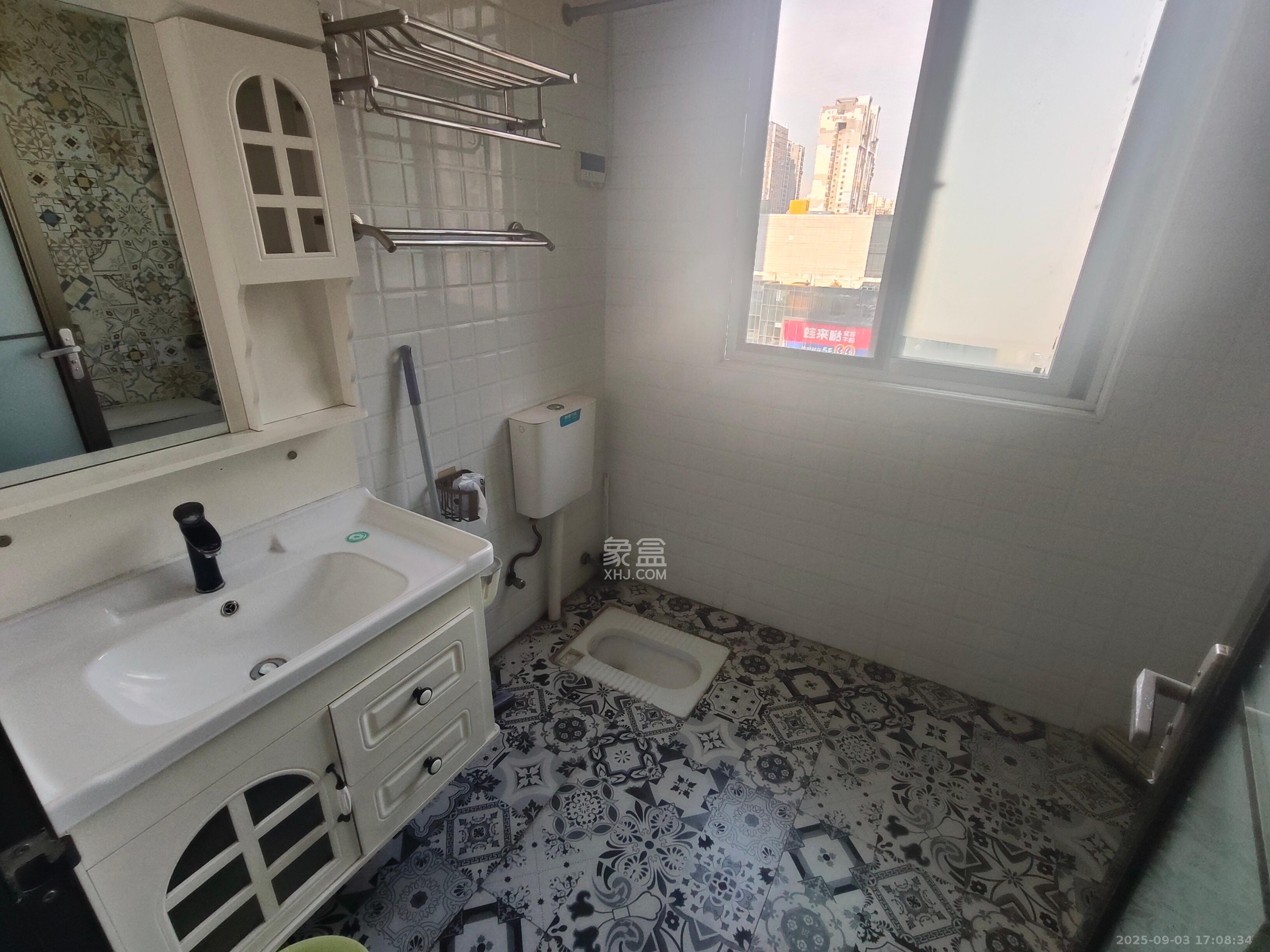 金科时代中心 1室1厅1卫 1400.0元/月 金科时代中心 1室1厅1卫 1400.0元/月室内图