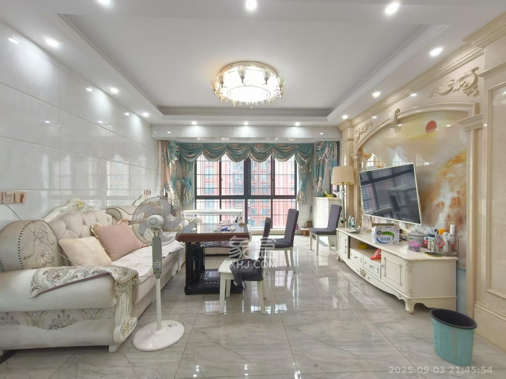 海德公园  4室2厅2卫    2600.0元/月 海德公园  4室2厅2卫    2600.0元/月室内图