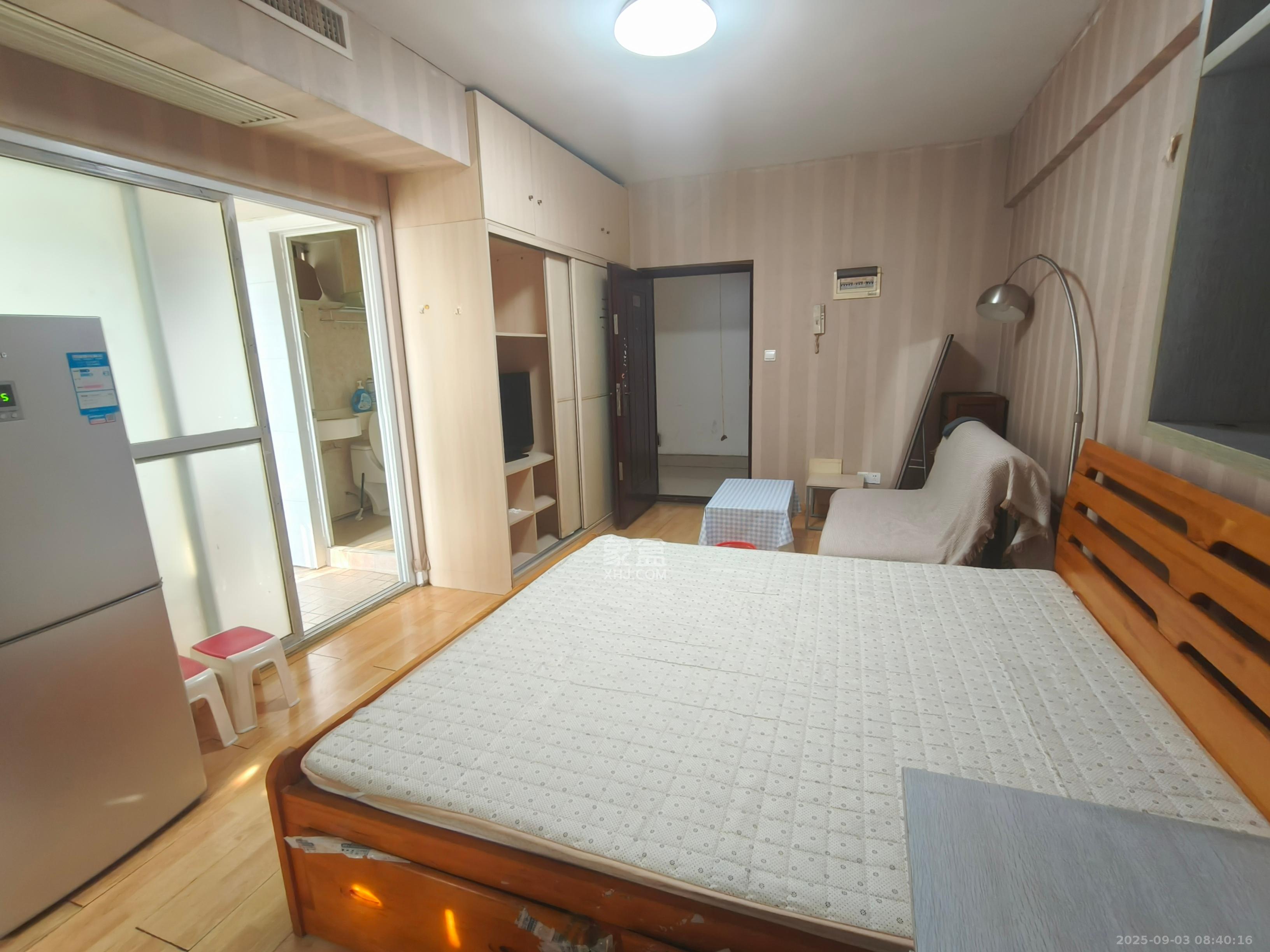 印象天心  1室1厅1卫    1600.0元/月室内图