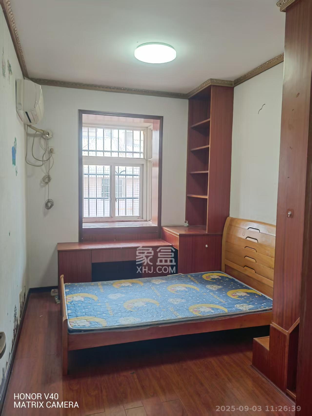 湘绣城  2室2厅1卫    1000.0元/月室内图