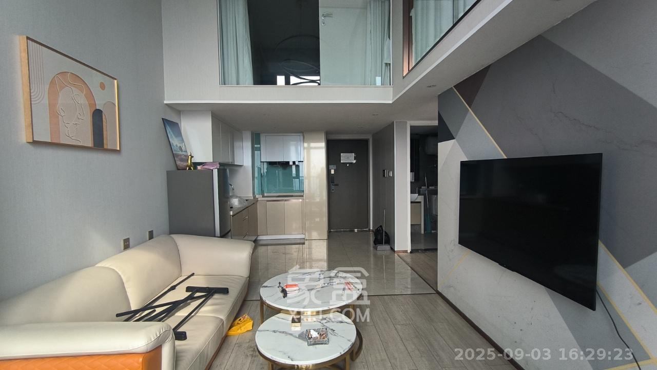 华远华时代  4室2厅2卫    5000.0元/月室内图