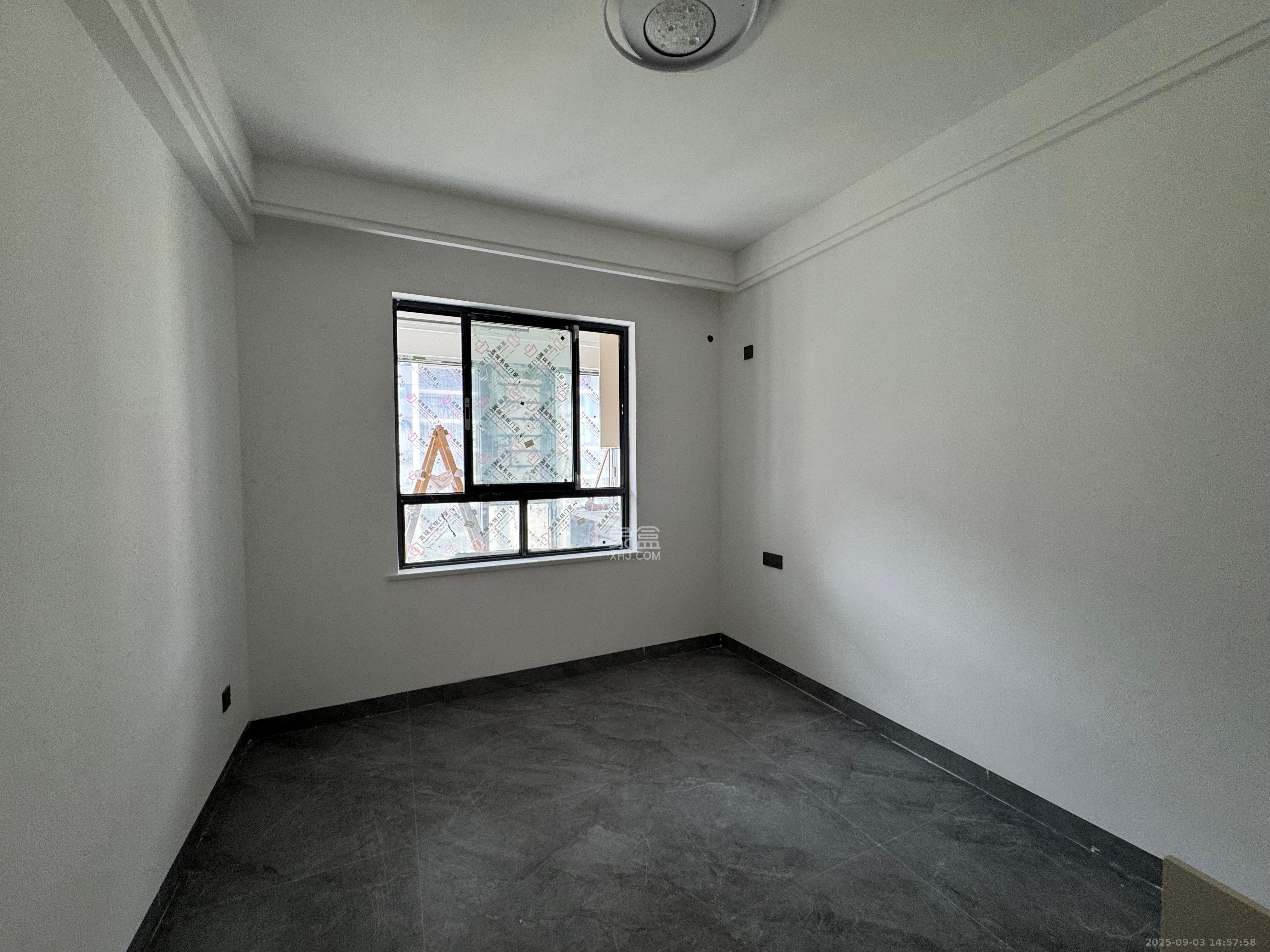 润和星河玥 4室2厅2卫 4200.0元/月 润和星河玥 4室2厅2卫 4200.0元/月室内图