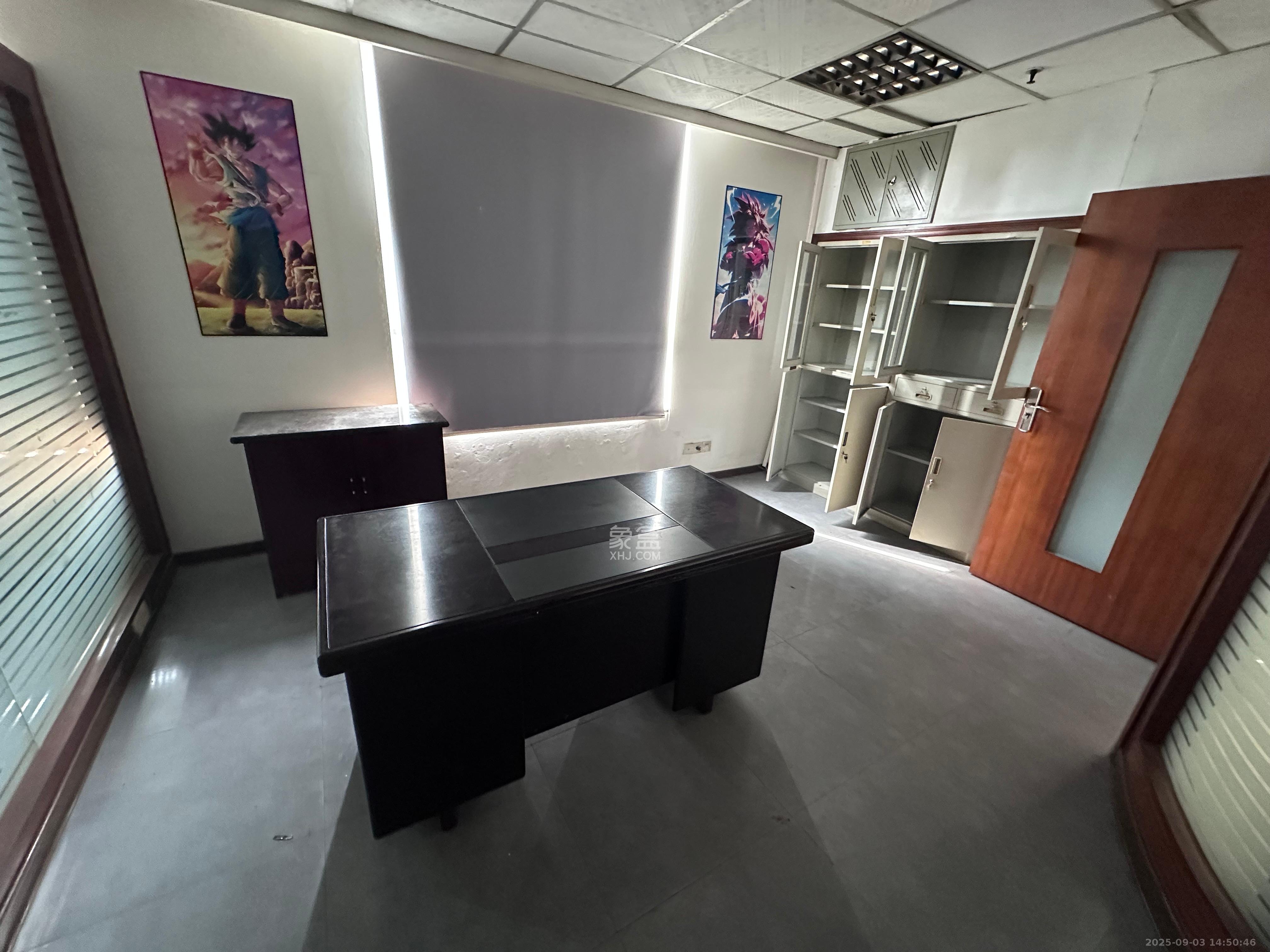 华侨大厦   150.0㎡      3000.0元/月室内图