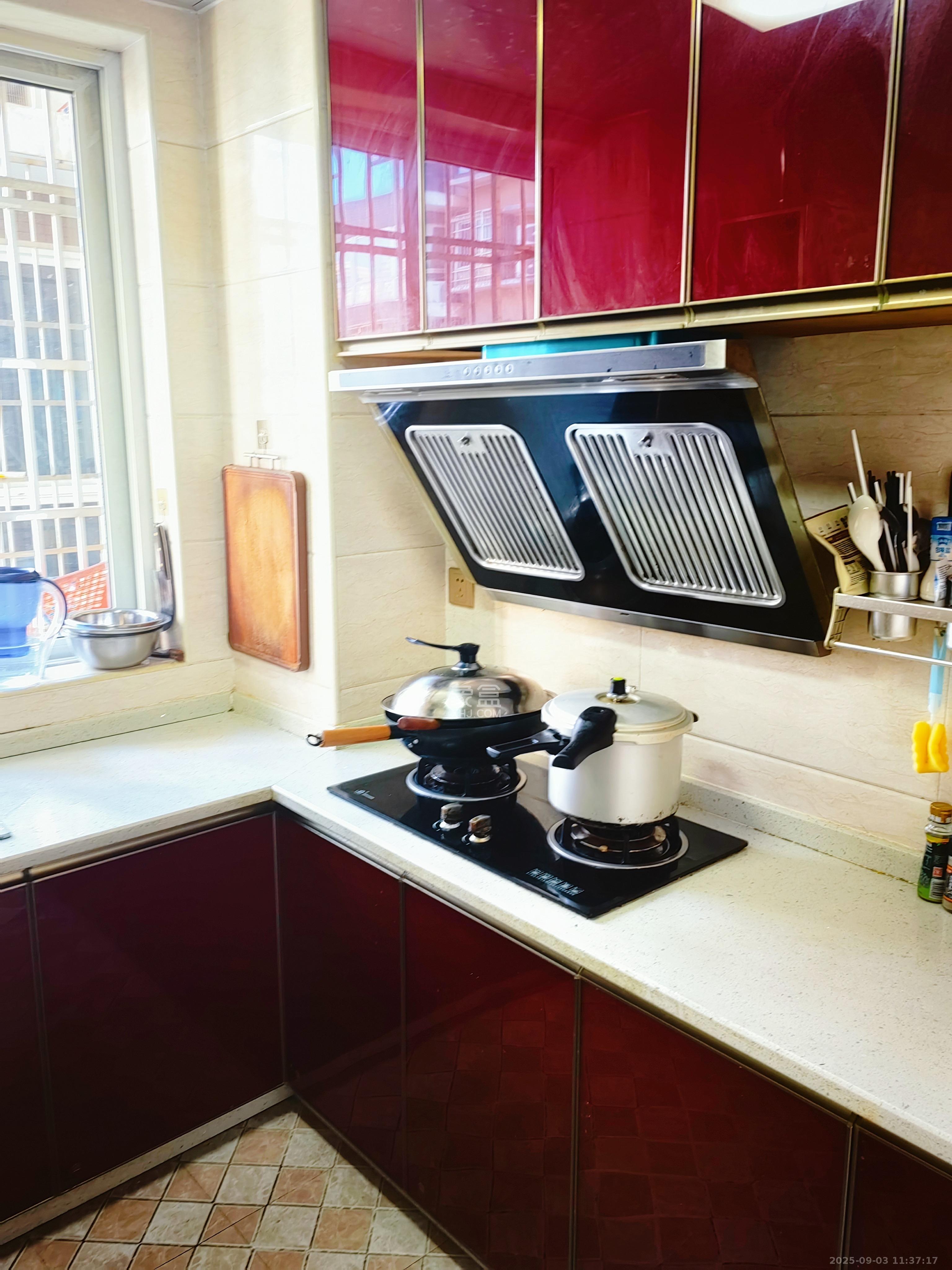 水映青山 2室2厅1卫 2000.0元/月 水映青山 2室2厅1卫 2000.0元/月室内图