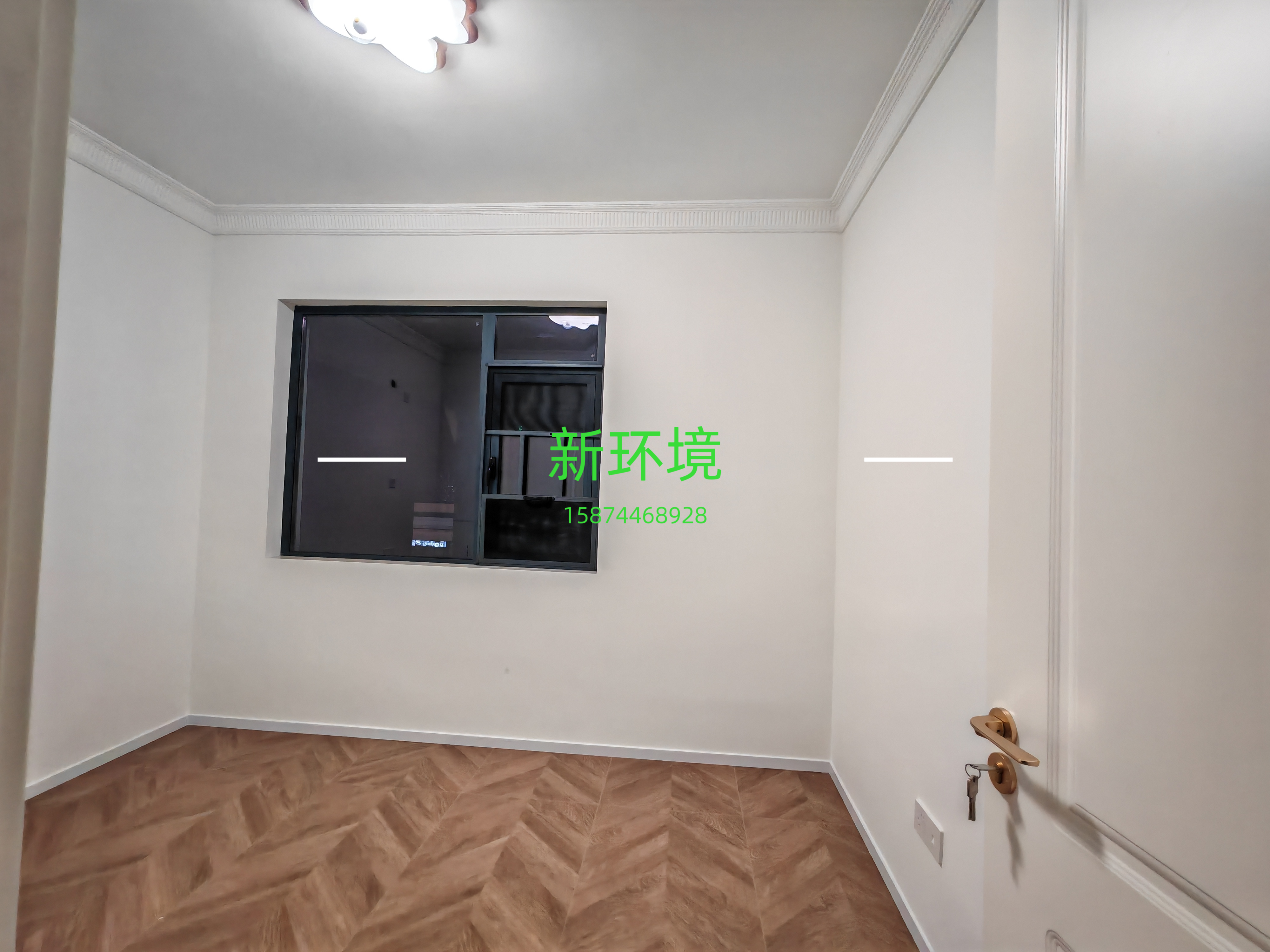 南门口安置小区二期  3室2厅2卫   2500.00元/月室内图