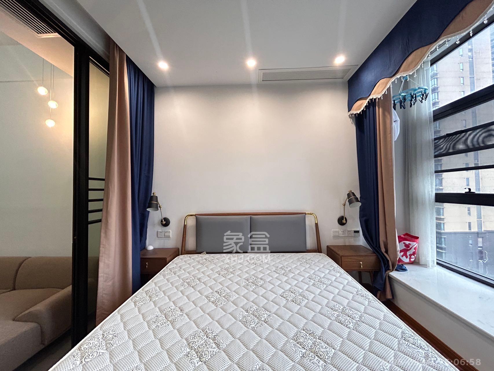 荣悦台 2室1厅1卫 2800.0元/月 荣悦台 2室1厅1卫 2800.0元/月室内图