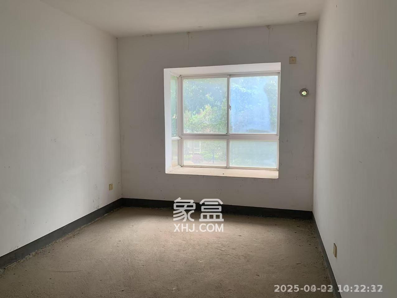 升远君尚嘉筑 5室2厅1卫 3000.0元/月 升远君尚嘉筑 5室2厅1卫 3000.0元/月室内图