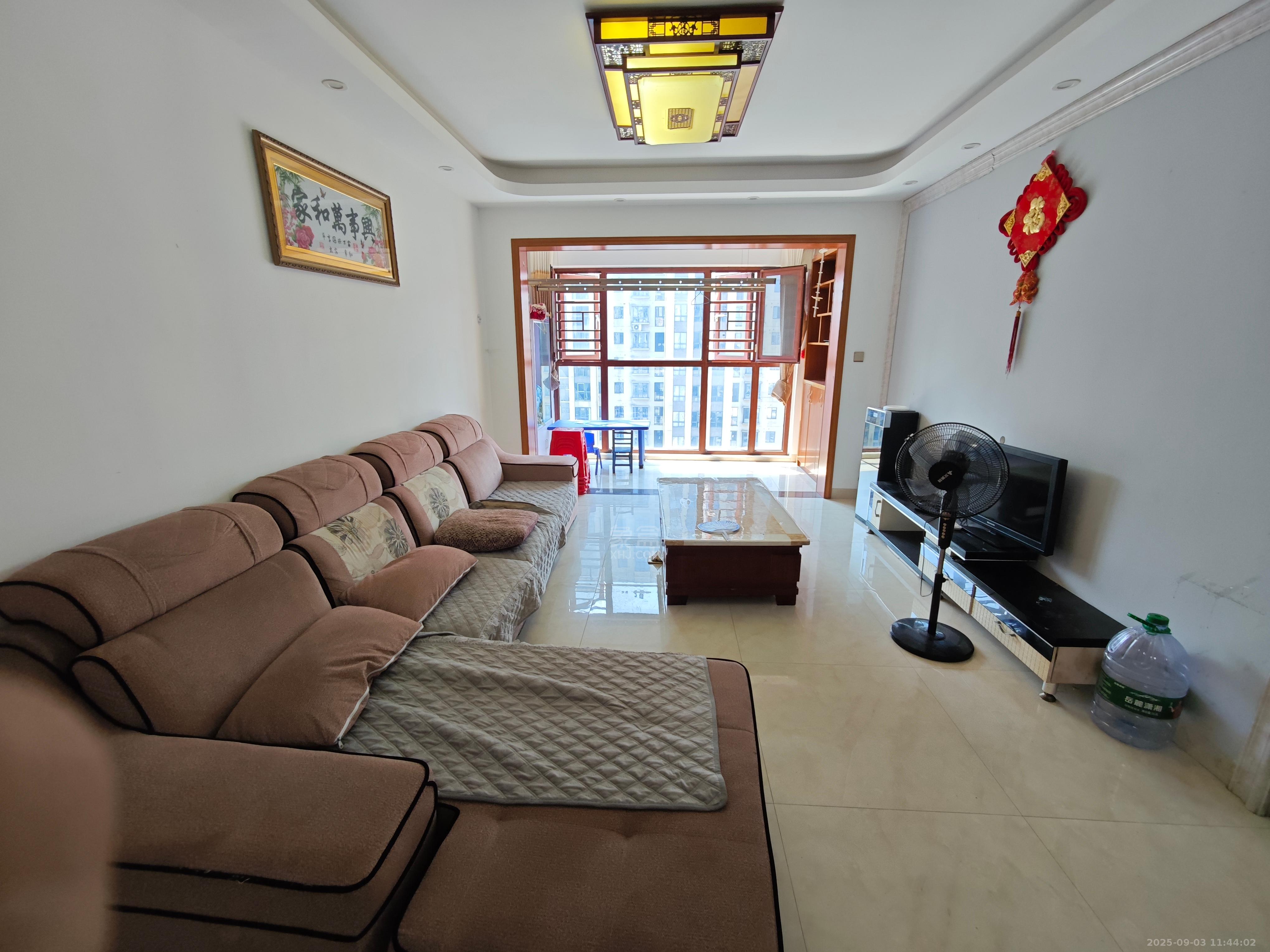 山水洲城华晨第一城 2室2厅1卫 1500.0元/月 山水洲城华晨第一城 2室2厅1卫 1500.0元/月室内图