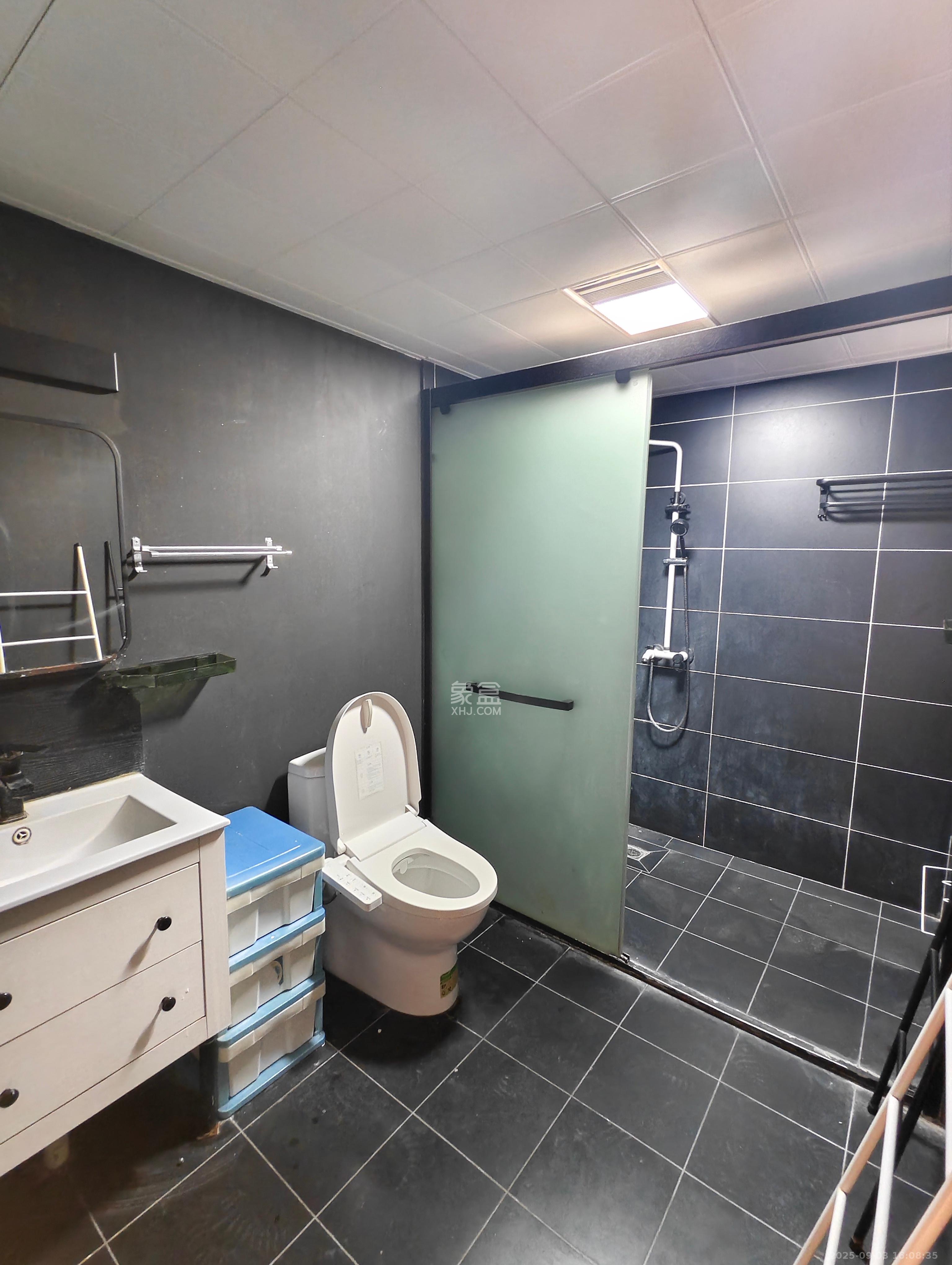 南山雍江汇（滨江国际新城）  3室2厅2卫    3700.0元/月室内图