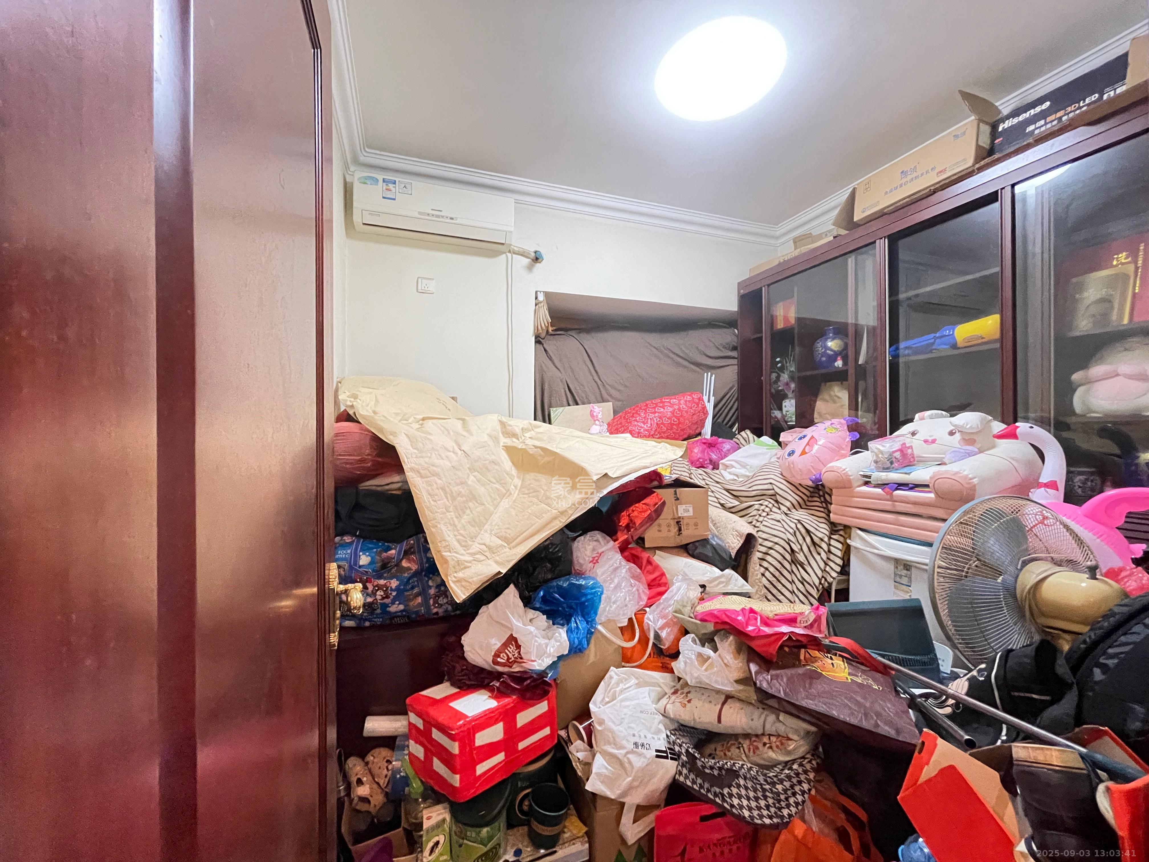 恒大名都 4室2厅2卫 1900.0元/月 恒大名都 4室2厅2卫 1900.0元/月室内图