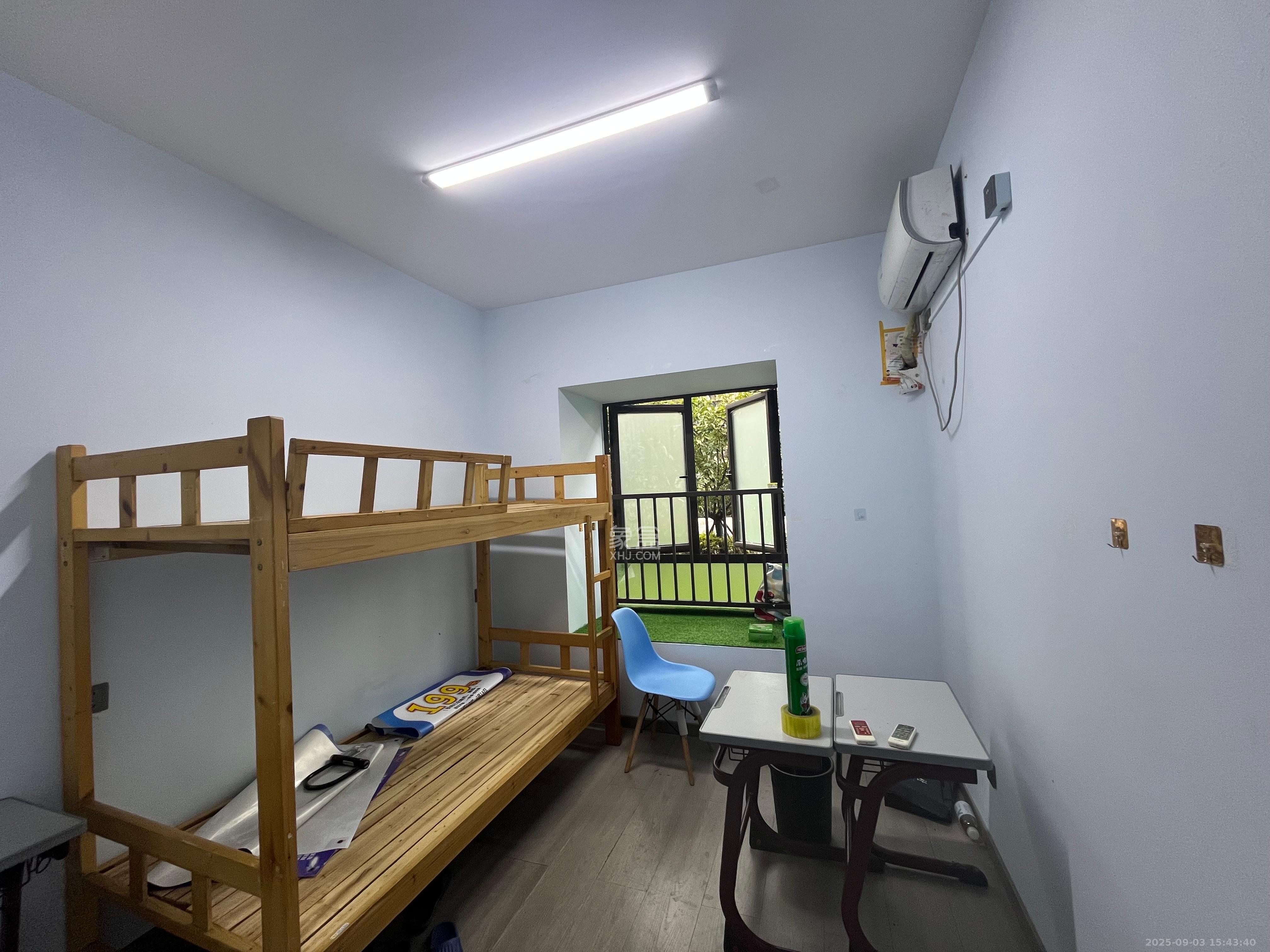 合能枫丹星悦  4室2厅2卫    1900.0元/月 合能枫丹星悦  4室2厅2卫    1900.0元/月室内图