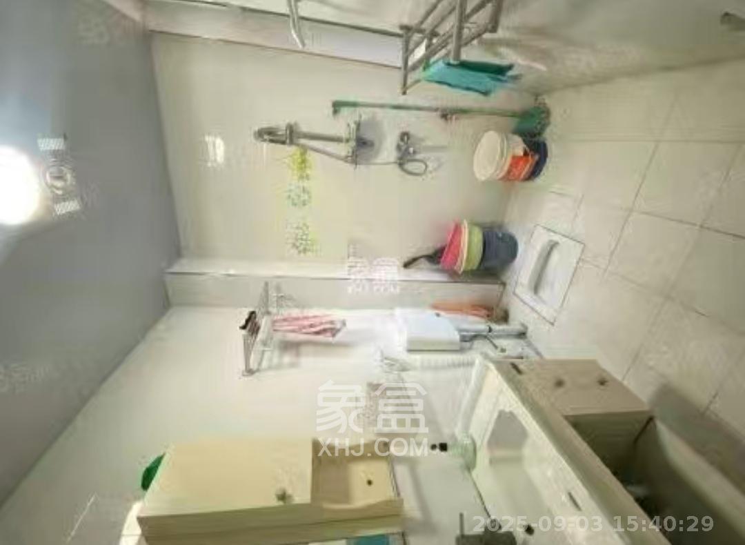 万丽景园 2室2厅1卫 1500.0元/月 万丽景园 2室2厅1卫 1500.0元/月室内图