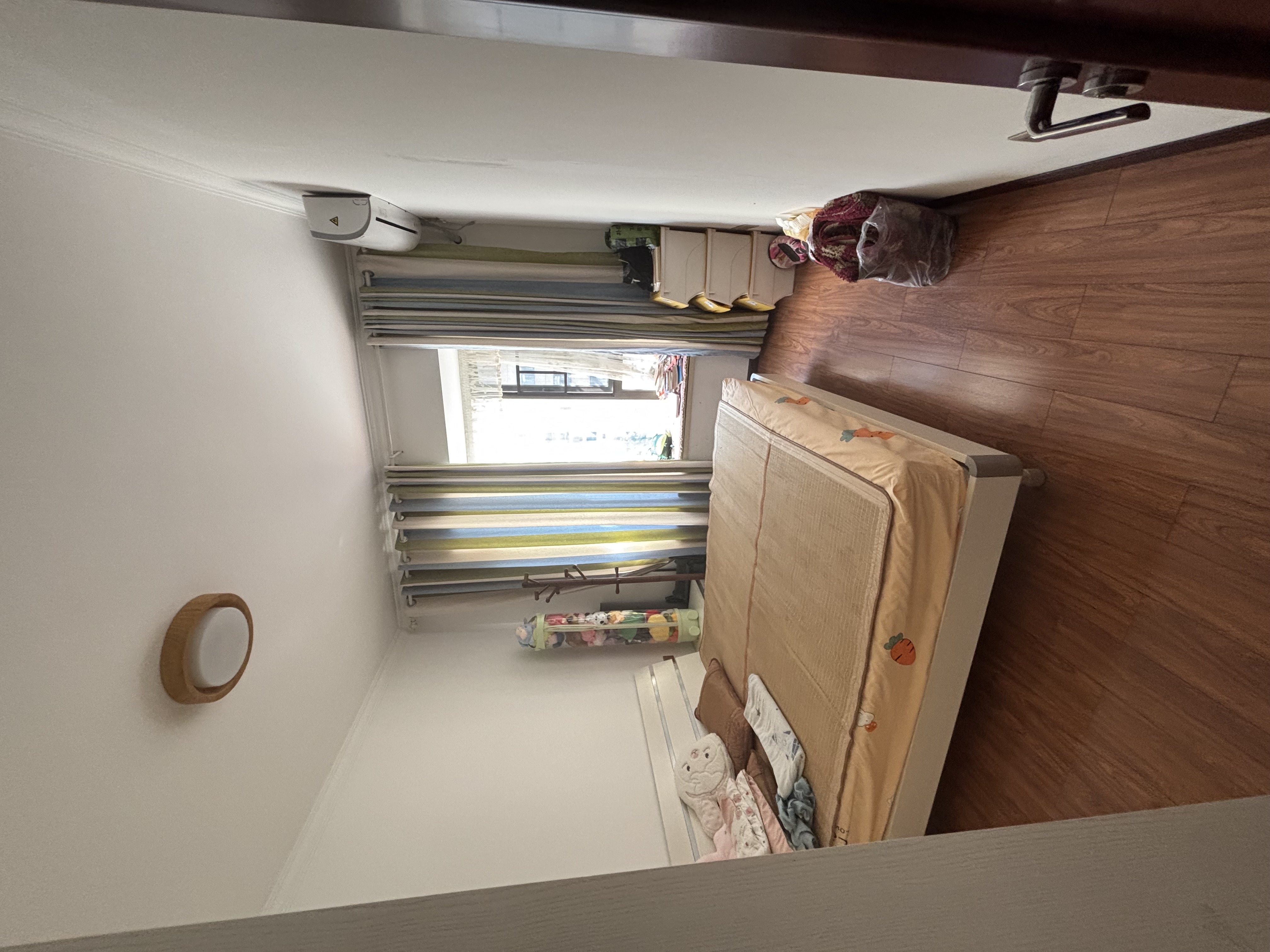 吉星金融广场(牡丹园) 3室2厅2卫 69.8万 吉星金融广场(牡丹园) 3室2厅2卫 69.8万卧室