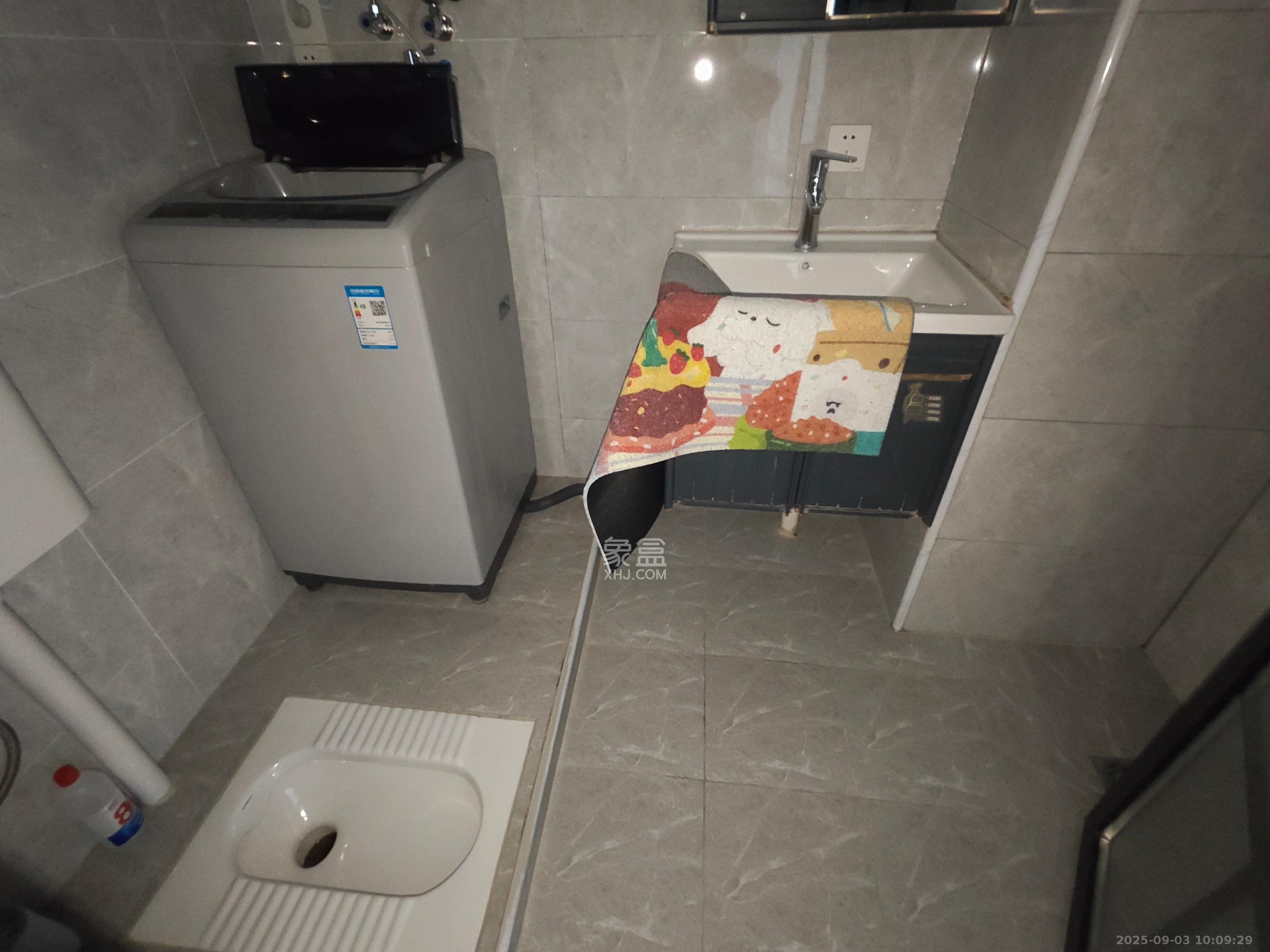 龙湖湘江星座(祺鑫星座公寓) 2室1厅1卫 2100.0元/月 龙湖湘江星座(祺鑫星座公寓) 2室1厅1卫 2100.0元/月室内图