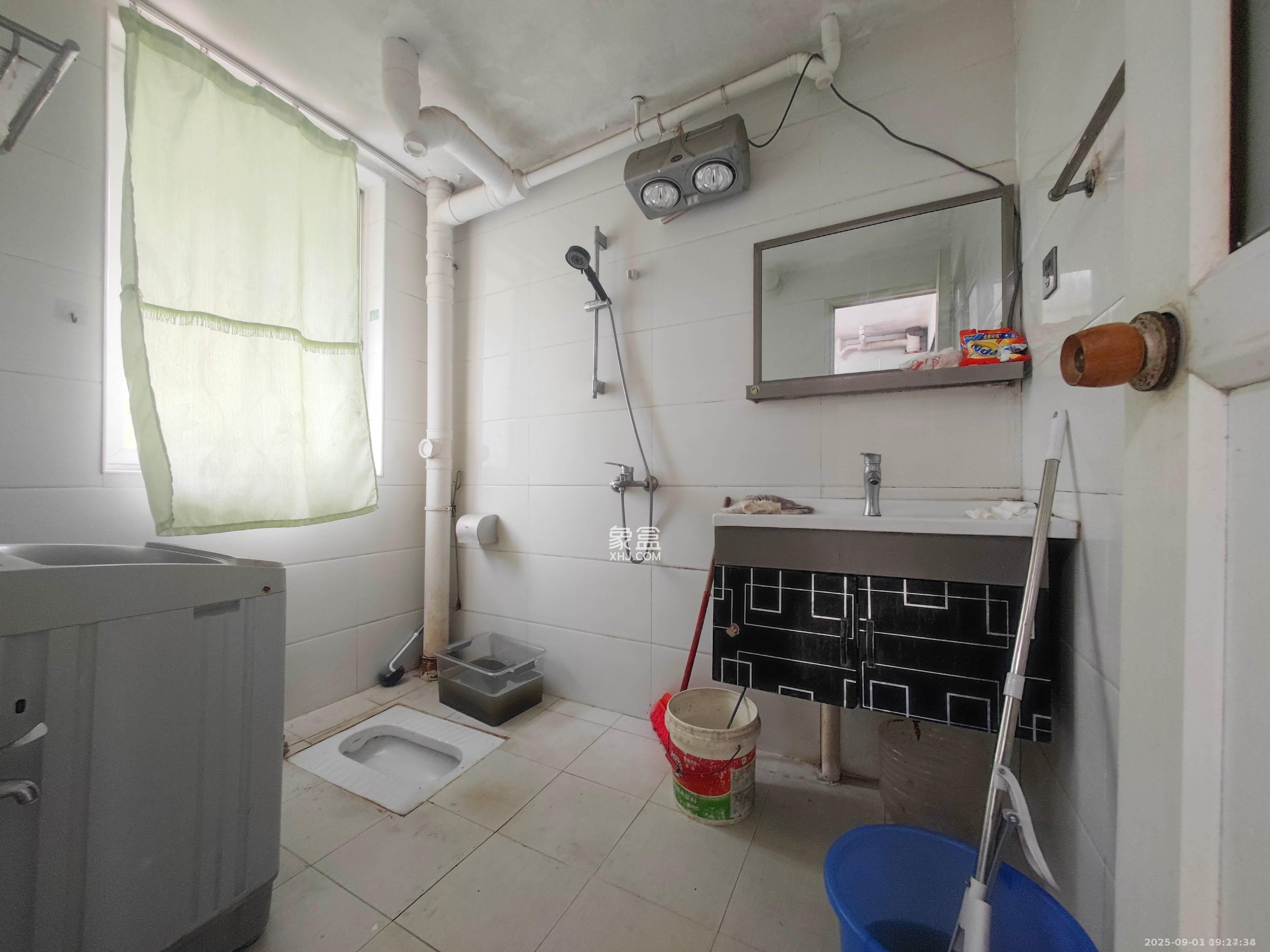 佳园星城  2室1厅1卫    1400.0元/月室内图