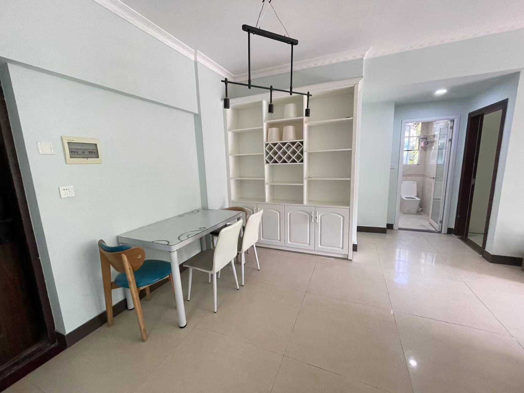 兆南绿岛家园 1室1厅1卫 2300.0元/月 兆南绿岛家园 1室1厅1卫 2300.0元/月室内图