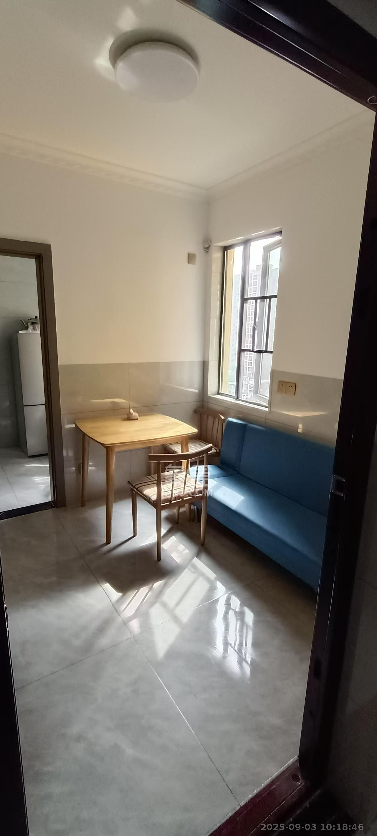 金南家园三期 1室1厅1卫 1600.0元/月 金南家园三期 1室1厅1卫 1600.0元/月室内图