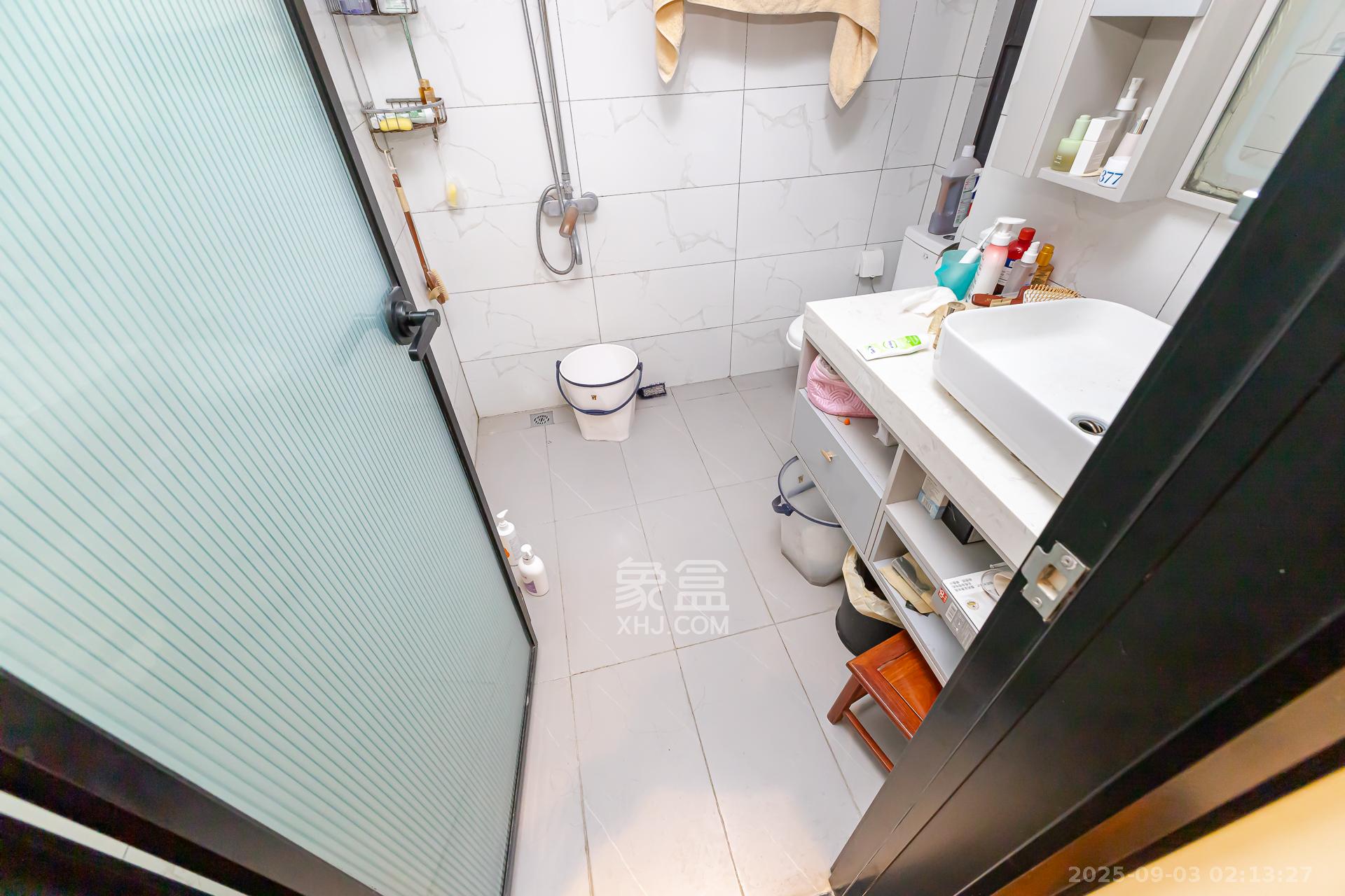 龙湖璟宸原著(龙湖紫宸)  3室2厅2卫    86.0万 龙湖璟宸原著(龙湖紫宸)  3室2厅2卫    86.0万卫生间