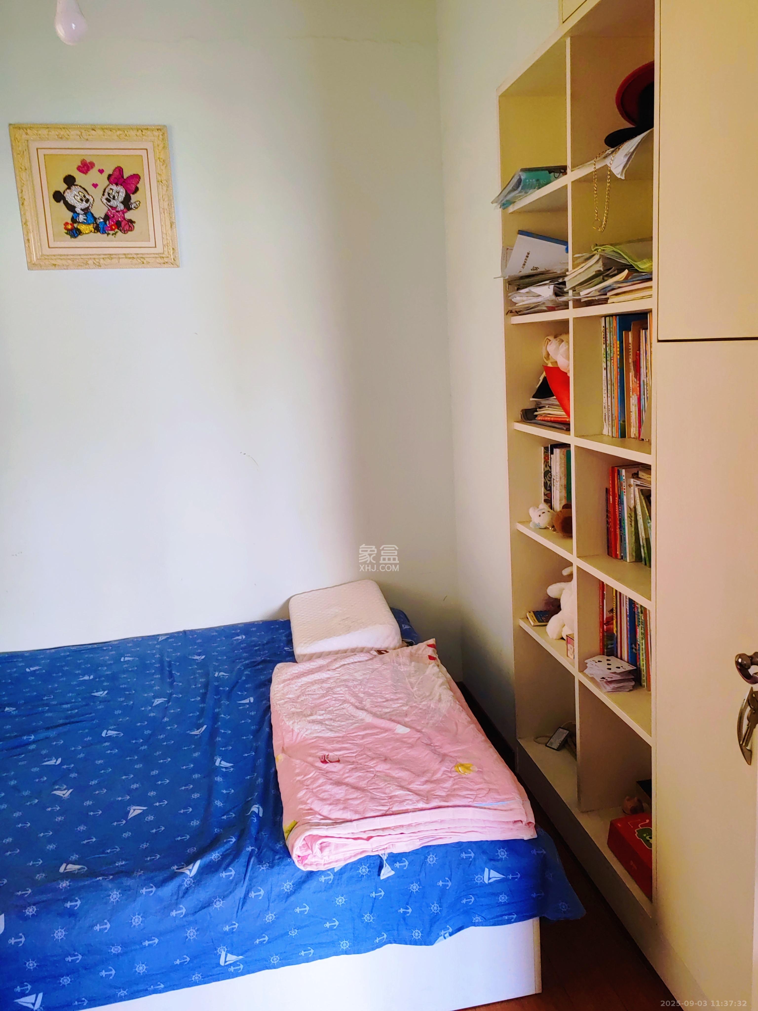 水映青山  2室2厅1卫    2000.0元/月室内图