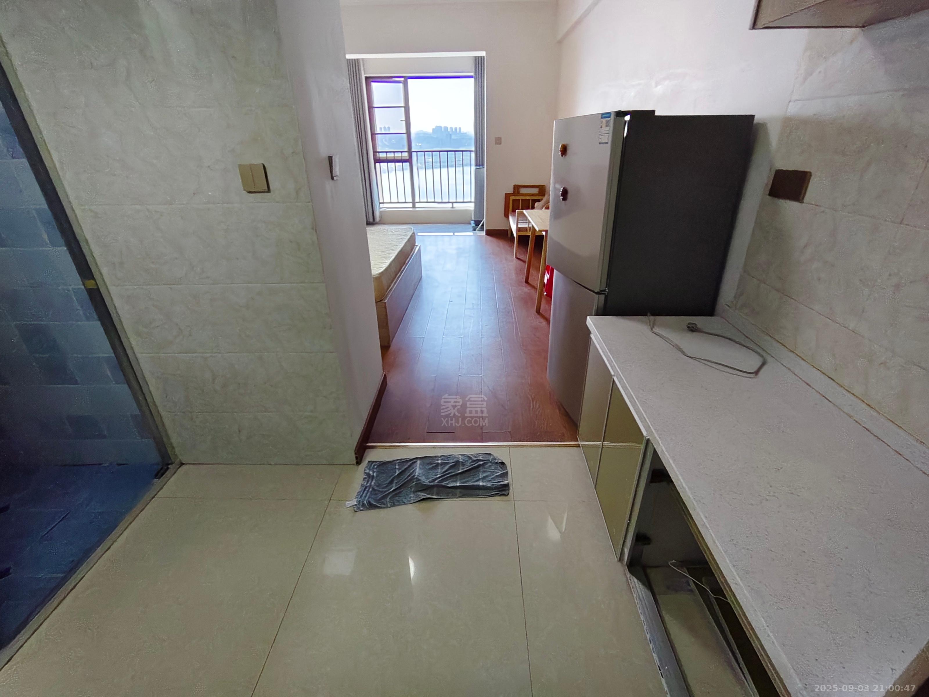 中泰财富湘江 1室1厅1卫 1200.0元/月 中泰财富湘江 1室1厅1卫 1200.0元/月室内图