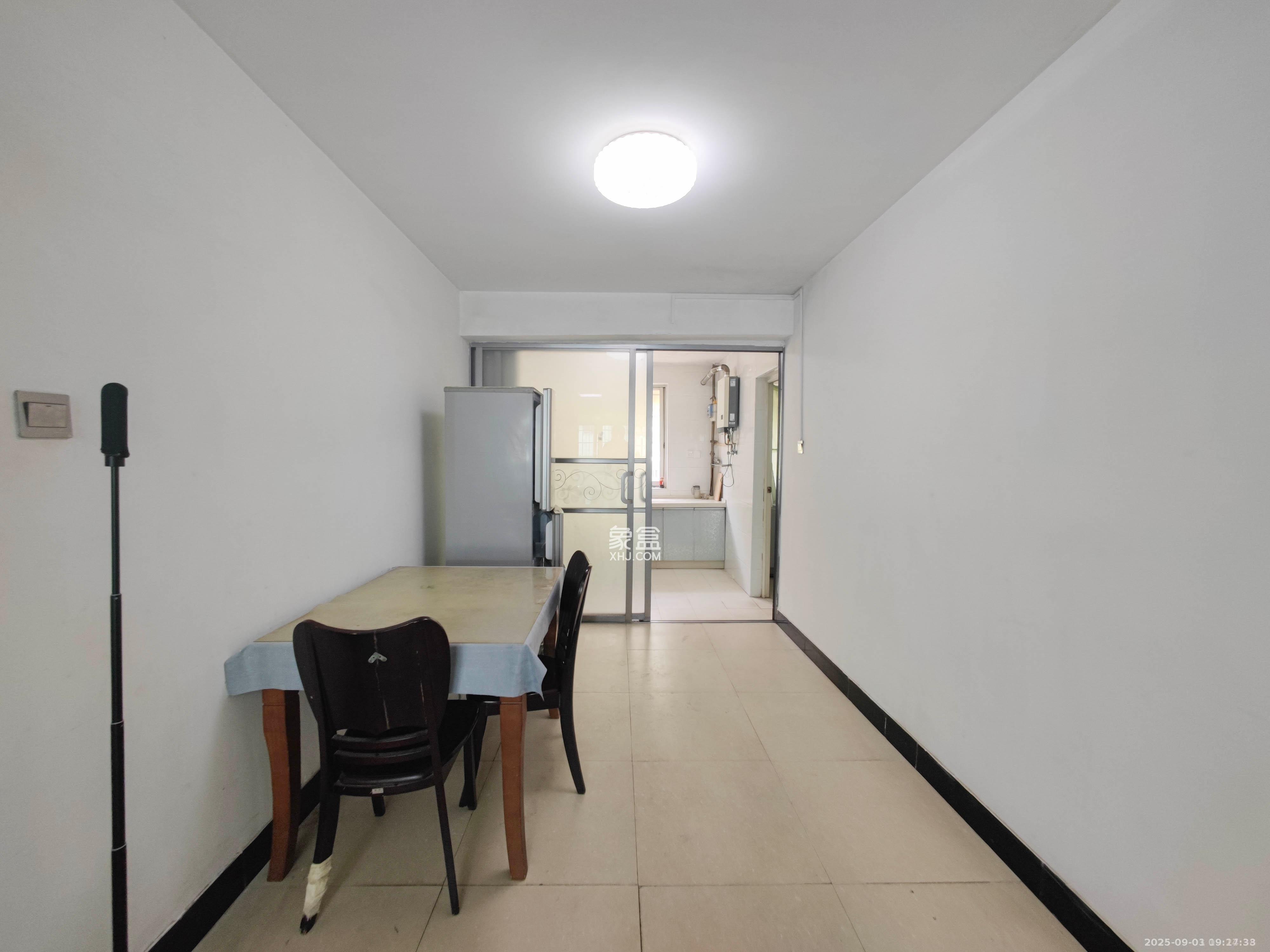 佳园星城 2室1厅1卫 1400.0元/月 佳园星城 2室1厅1卫 1400.0元/月室内图