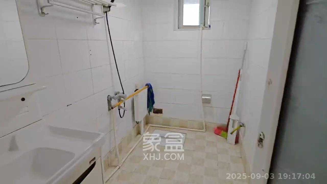 玛依拉山庄  2室2厅1卫   2500.00元/月室内图