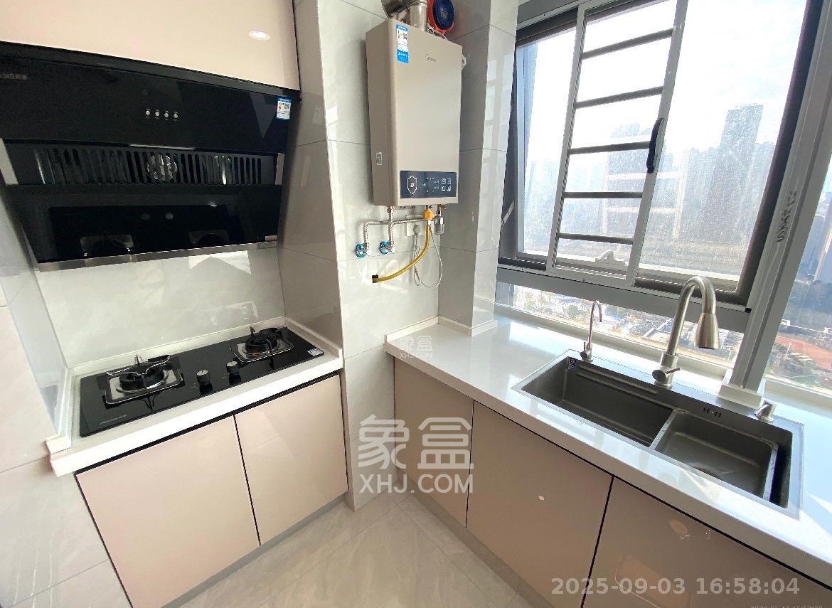 卓越伊景寓  1室0厅0卫    2000.0元/月室内图