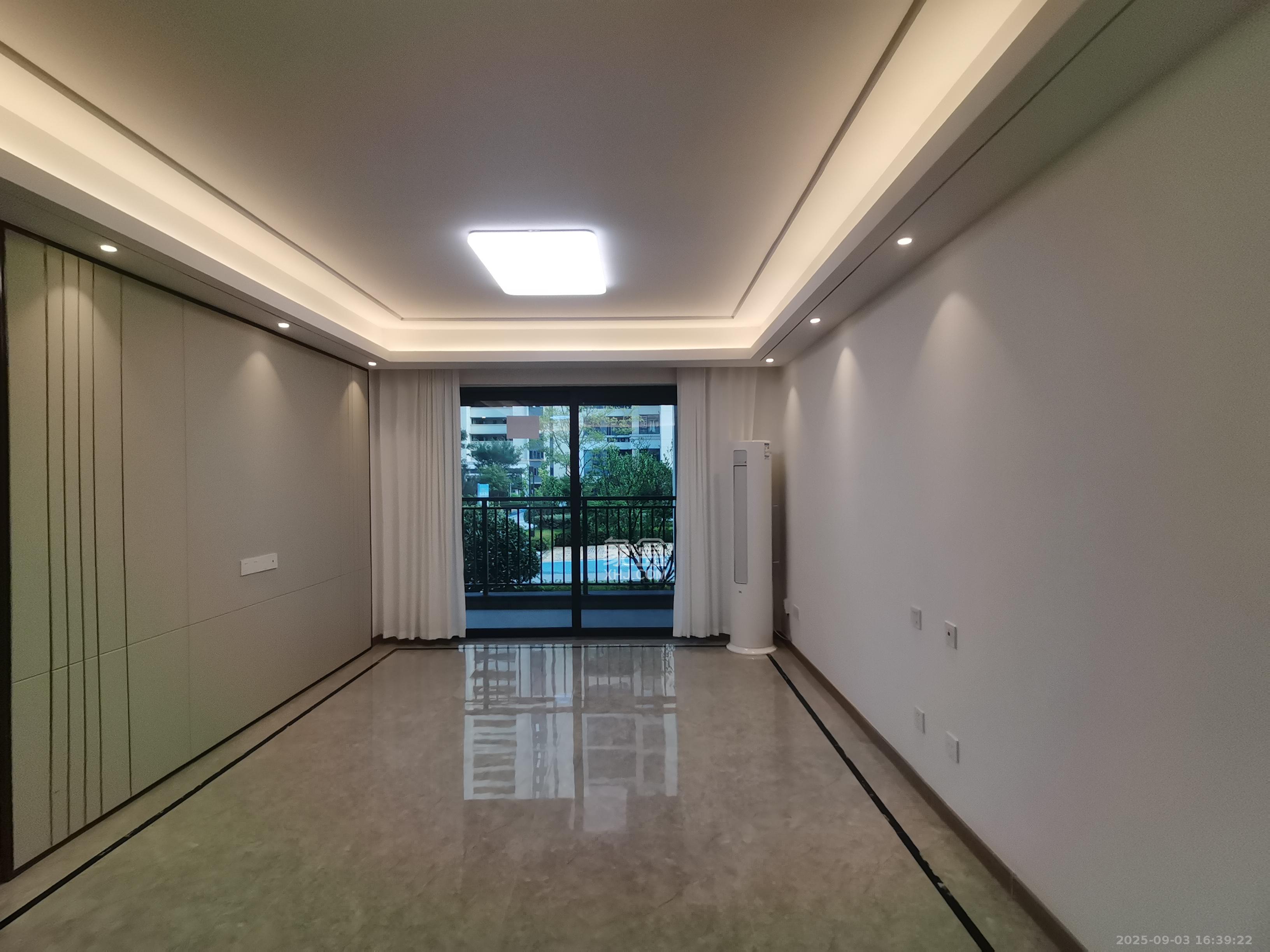 金地兰亭樾  4室2厅2卫   2800.00元/月室内图