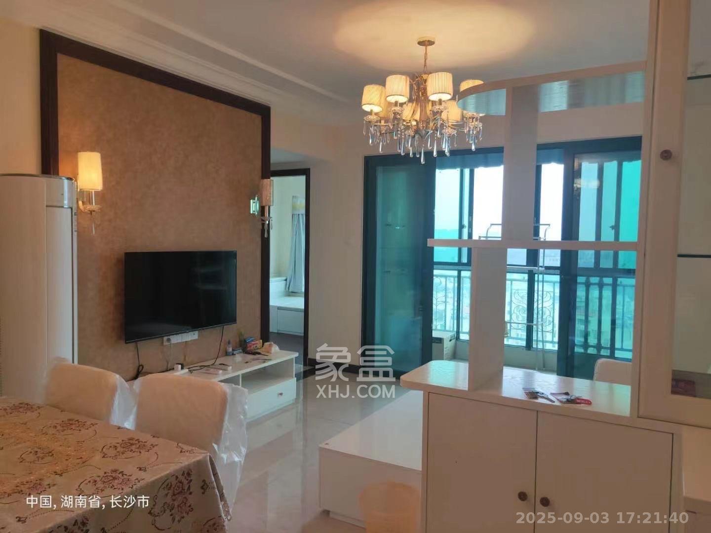 恒大雅苑 3室2厅1卫 2200.0元/月 恒大雅苑 3室2厅1卫 2200.0元/月室内图