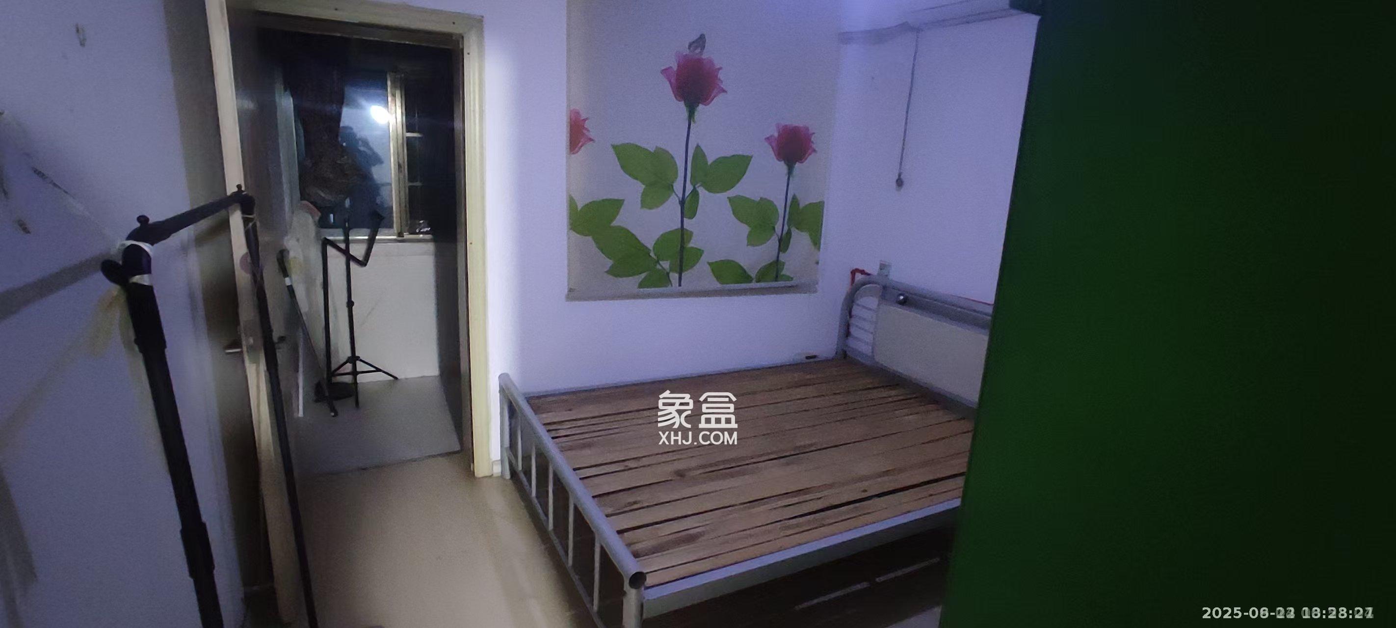 陈家湖小区  1室1厅1卫    1000.0元/月 陈家湖小区  1室1厅1卫    1000.0元/月室内图