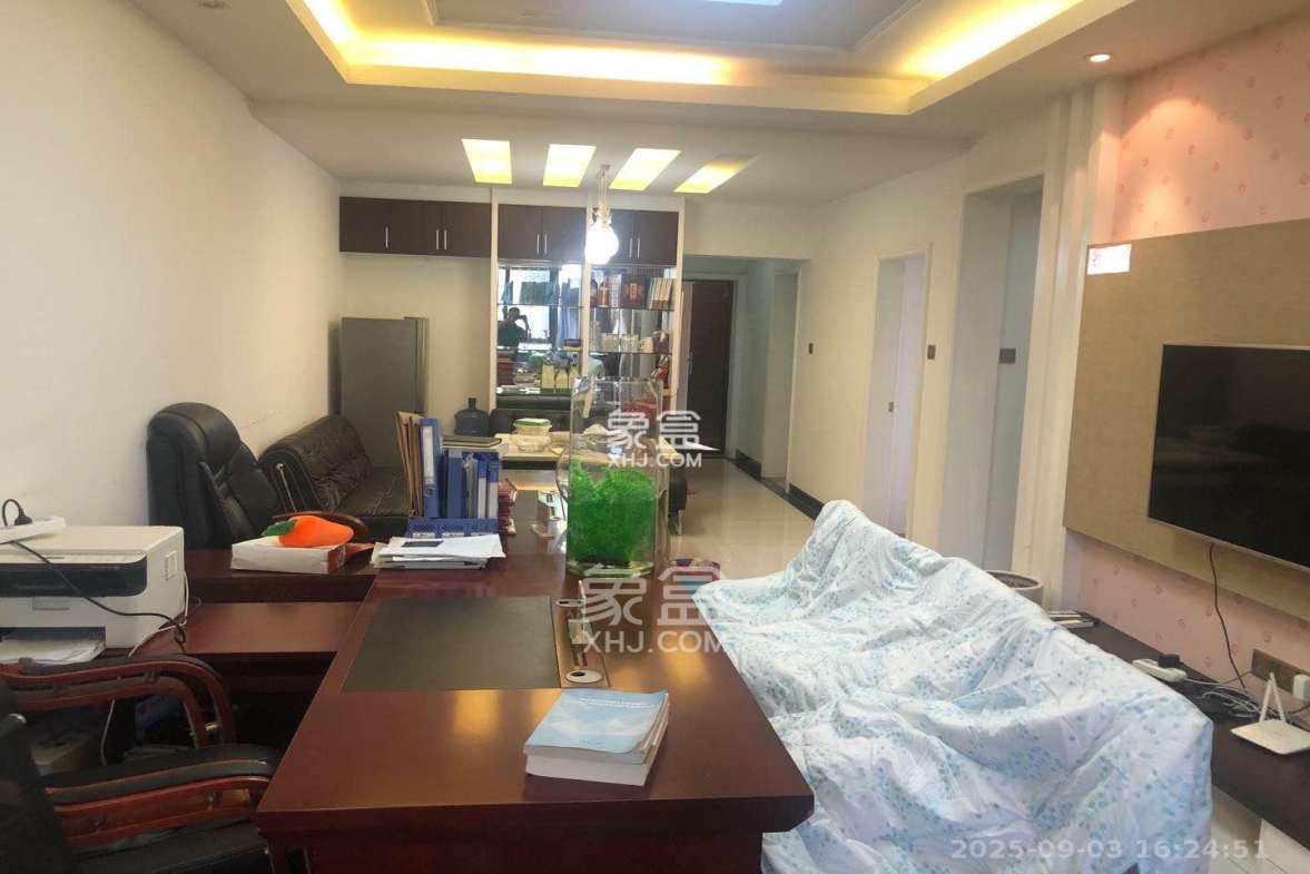 新华都万家城 3室2厅1卫 2000.0元/月 新华都万家城 3室2厅1卫 2000.0元/月室内图