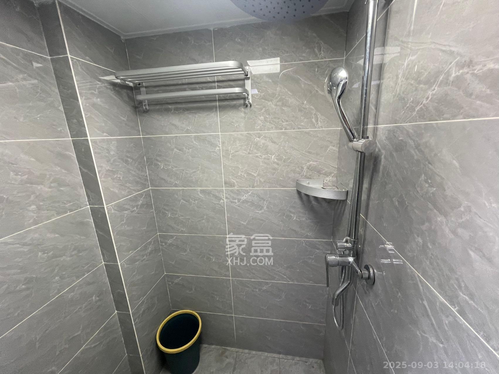 明昇壹城（明昇时代广场）三期  3室2厅1卫    2600.0元/月室内图