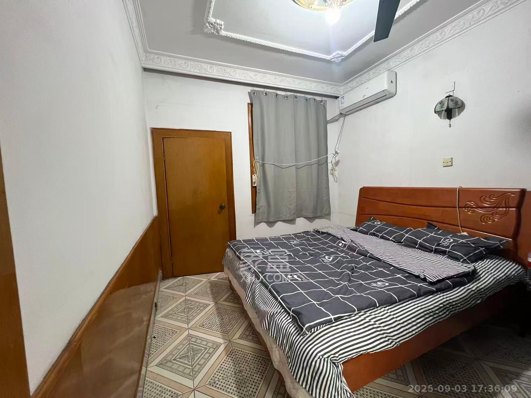 桔园小区电信宿舍 2室1厅1卫 1200.0元/月 桔园小区电信宿舍 2室1厅1卫 1200.0元/月室内图