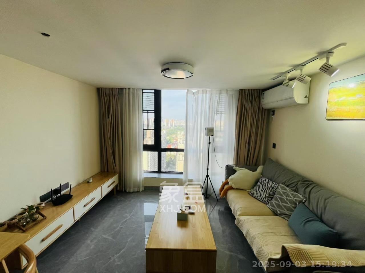 藏珑湖上公馆 2室1厅1卫 3000.0元/月 藏珑湖上公馆 2室1厅1卫 3000.0元/月室内图