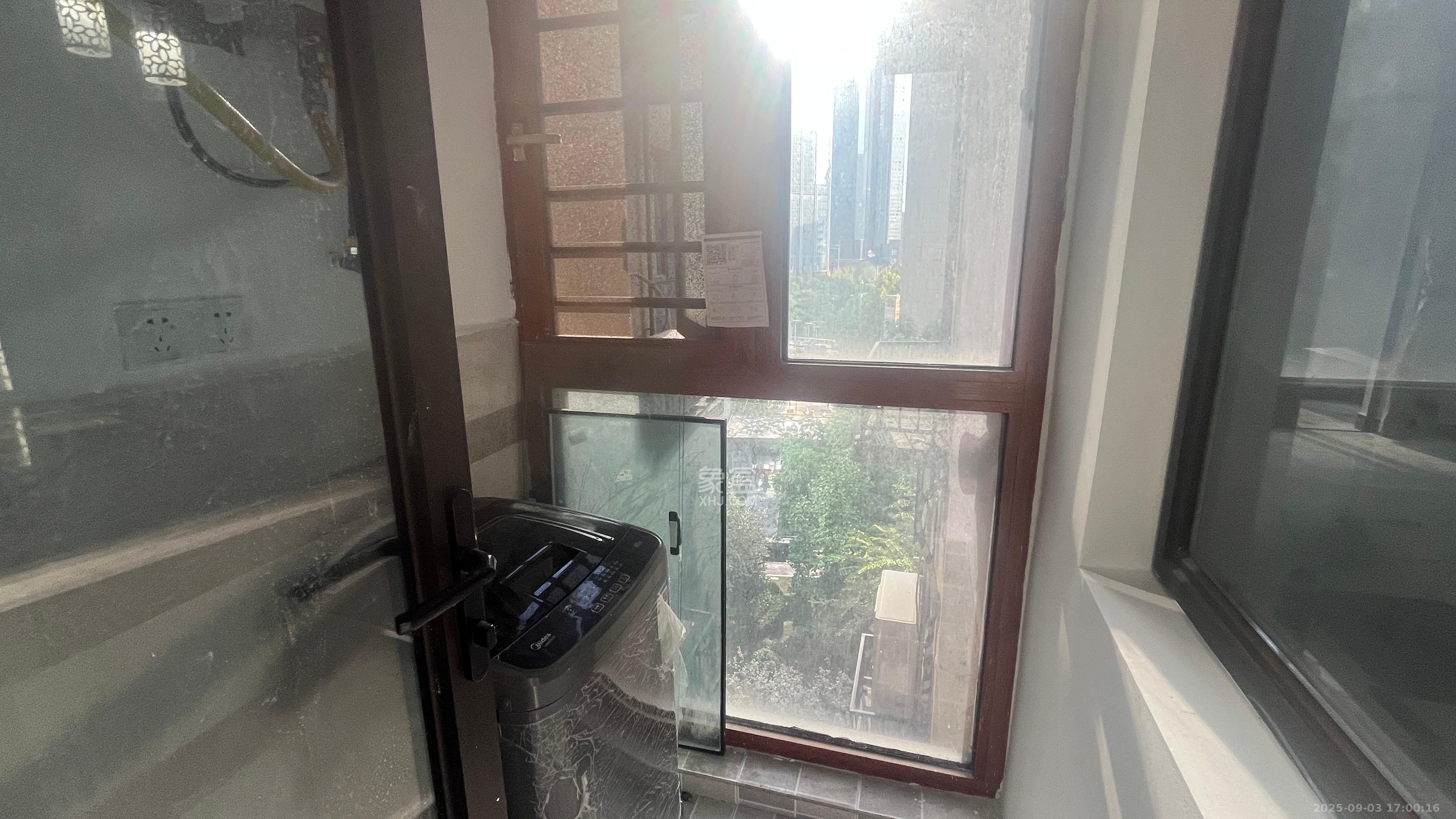 中国铁建梅溪青秀二期  3室2厅2卫    2600.0元/月 中国铁建梅溪青秀二期  3室2厅2卫    2600.0元/月室内图