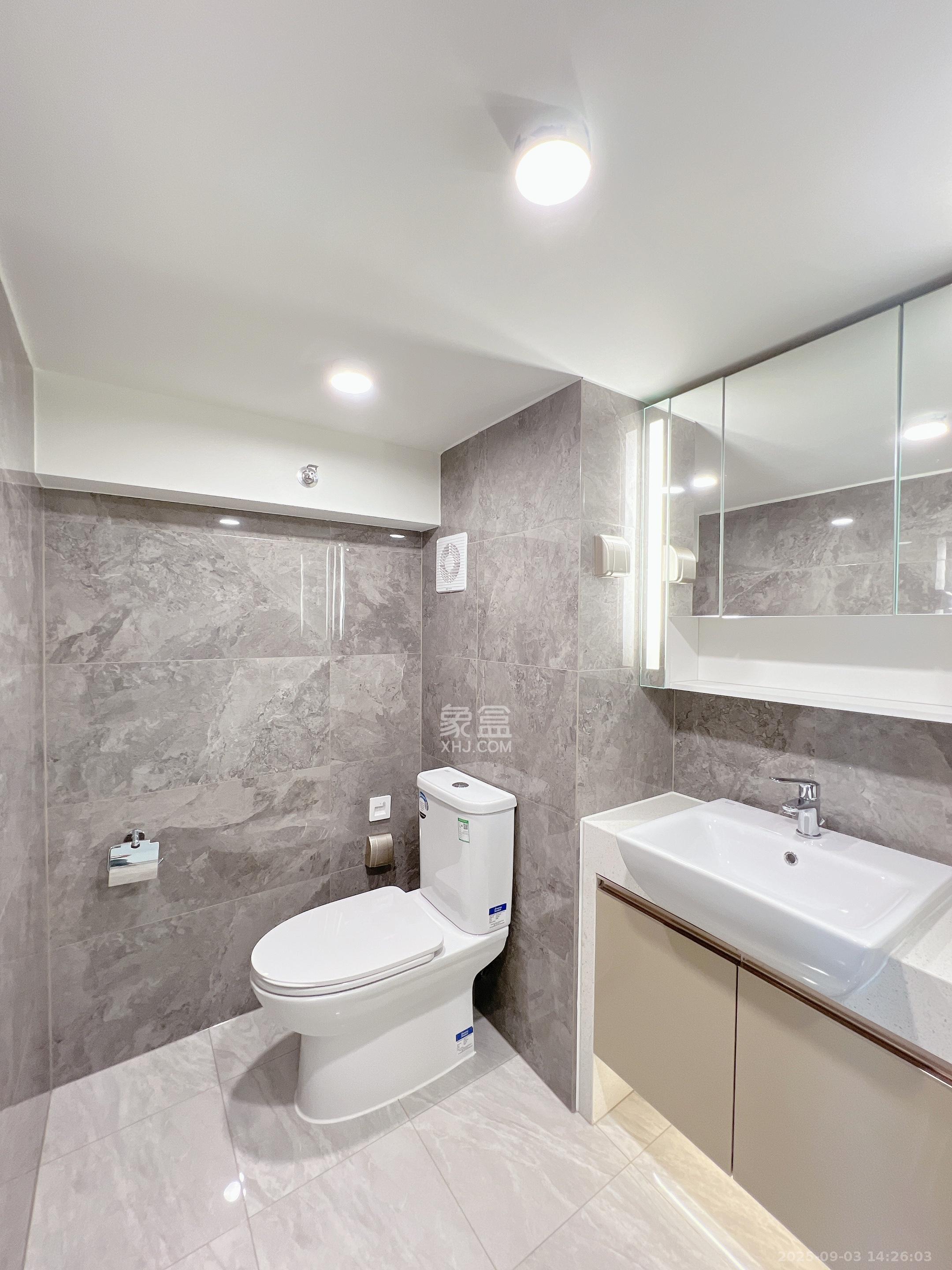 华远华时代 3室2厅2卫 4500.0元/月 华远华时代 3室2厅2卫 4500.0元/月室内图