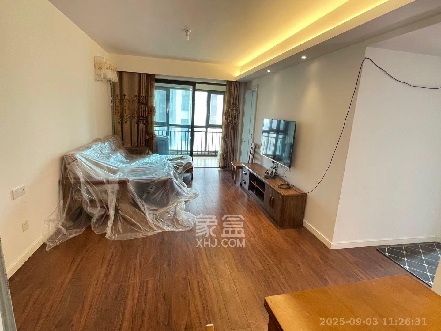 万科魅力之城观澜里  3室2厅2卫    2400.0元/月室内图