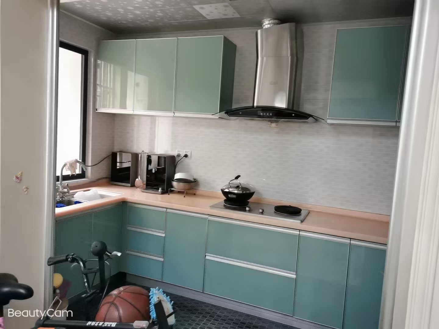 钻石水岸  2室2厅1卫    2500.0元/月室内图