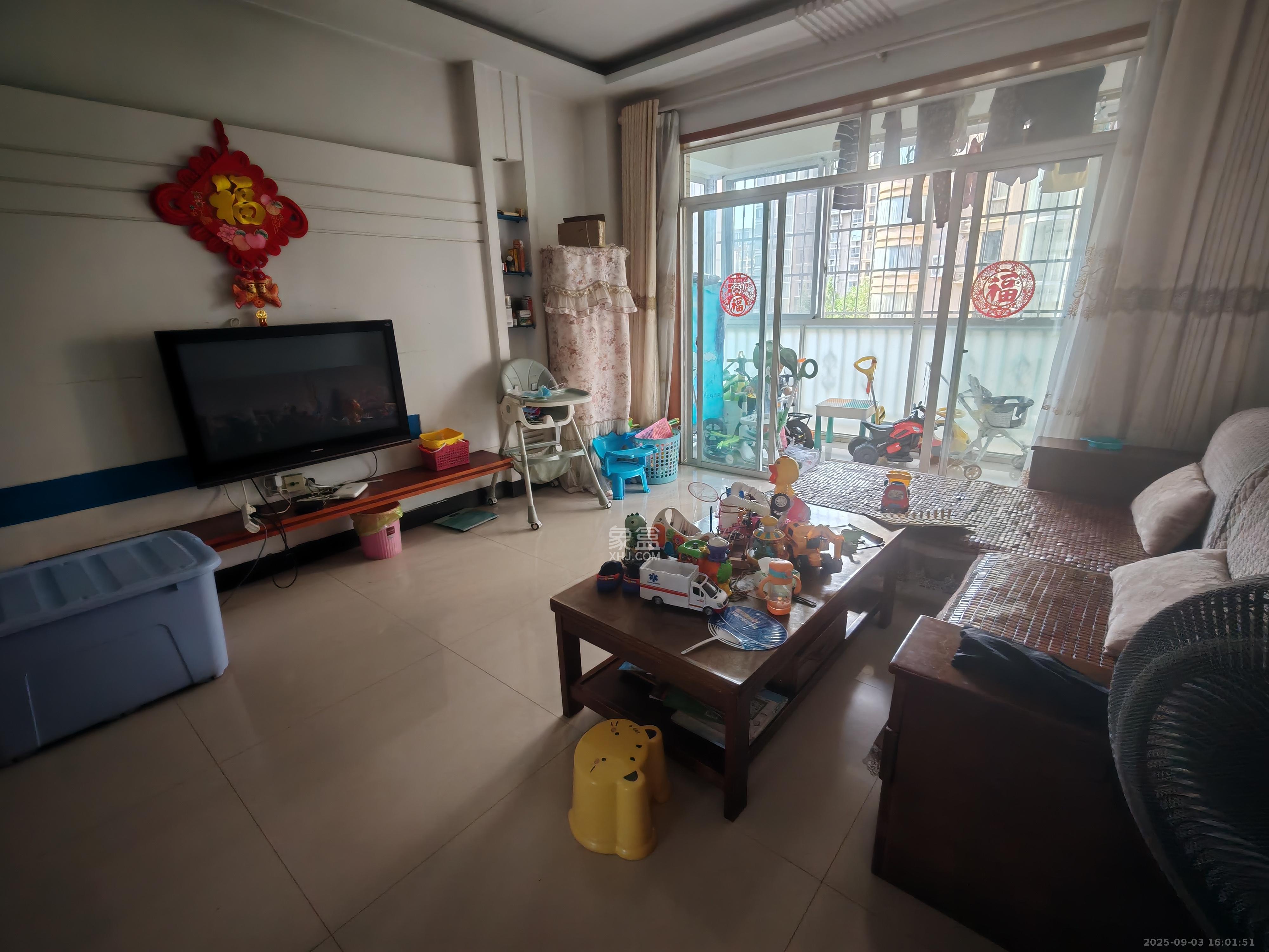 城市山水豪园(山水城市风景) 3室2厅2卫 2500.0元/月 城市山水豪园(山水城市风景) 3室2厅2卫 2500.0元/月室内图