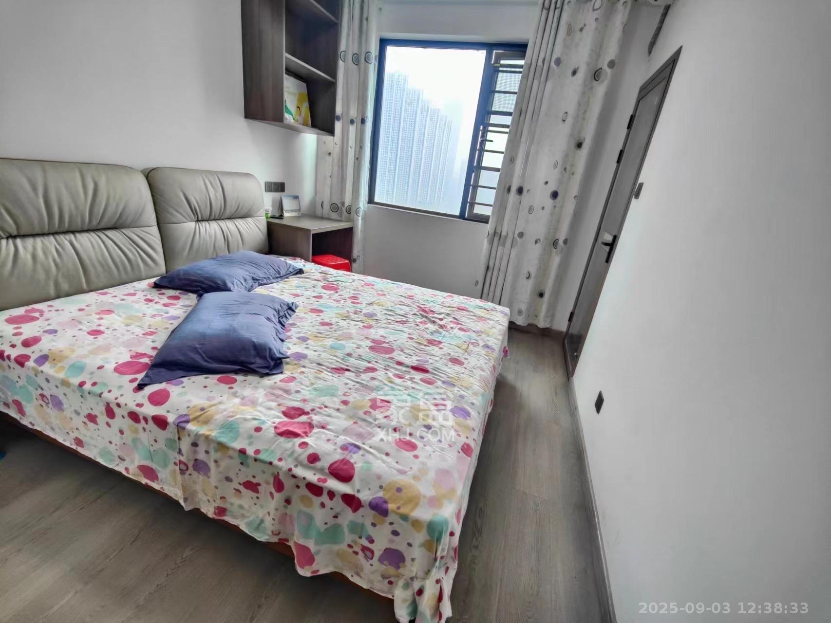 公园9号大都会  1室1厅1卫    2700.0元/月 公园9号大都会  1室1厅1卫    2700.0元/月室内图