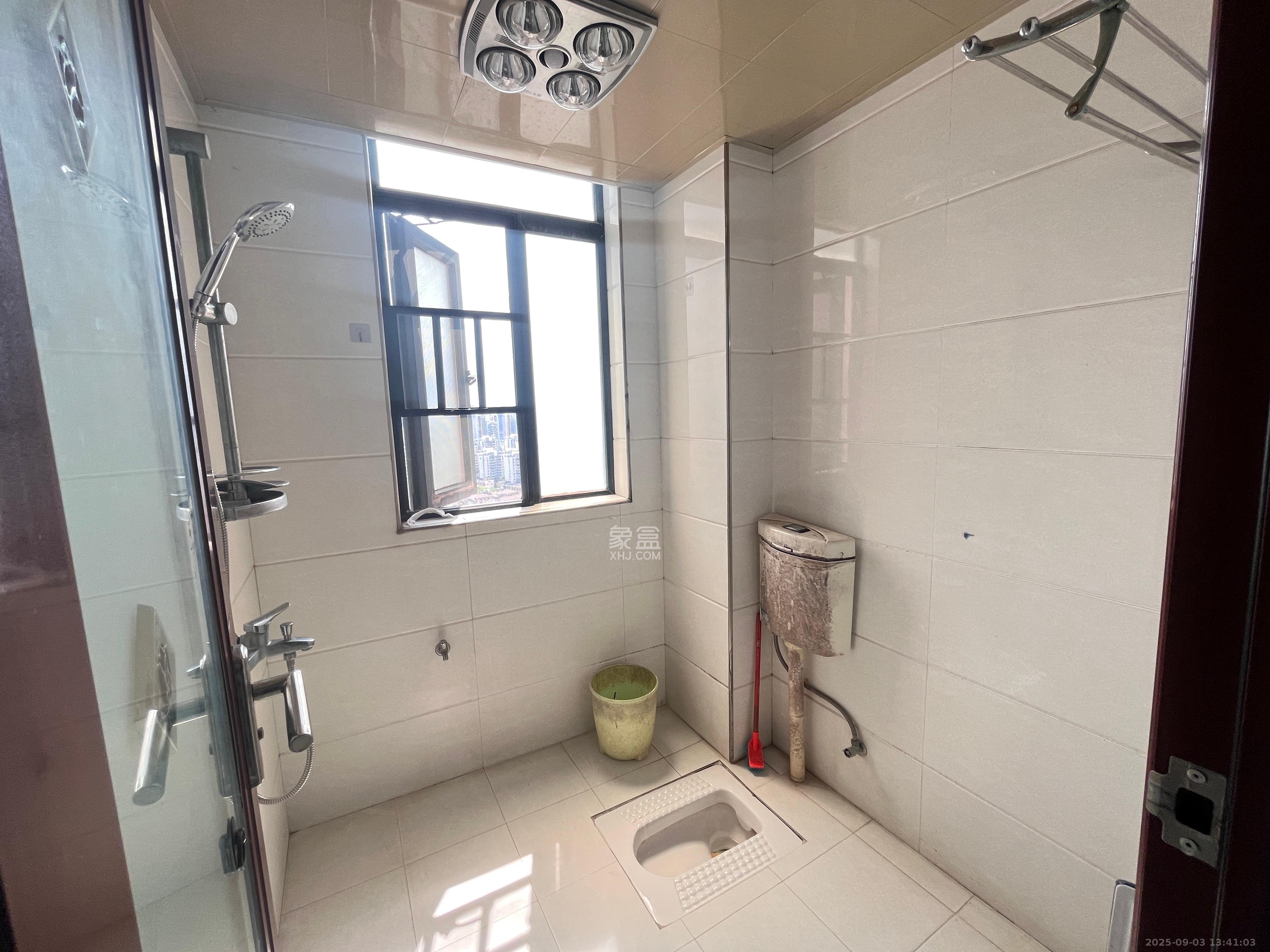 先锋东外滩 3室2厅2卫 2800.0元/月 先锋东外滩 3室2厅2卫 2800.0元/月室内图