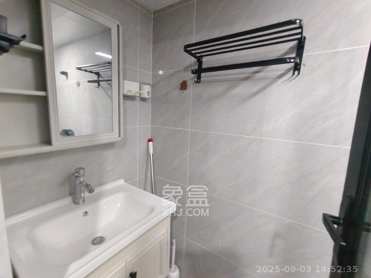 新长海D1站  1室0厅0卫    1500.0元/月 新长海D1站  1室0厅0卫    1500.0元/月室内图