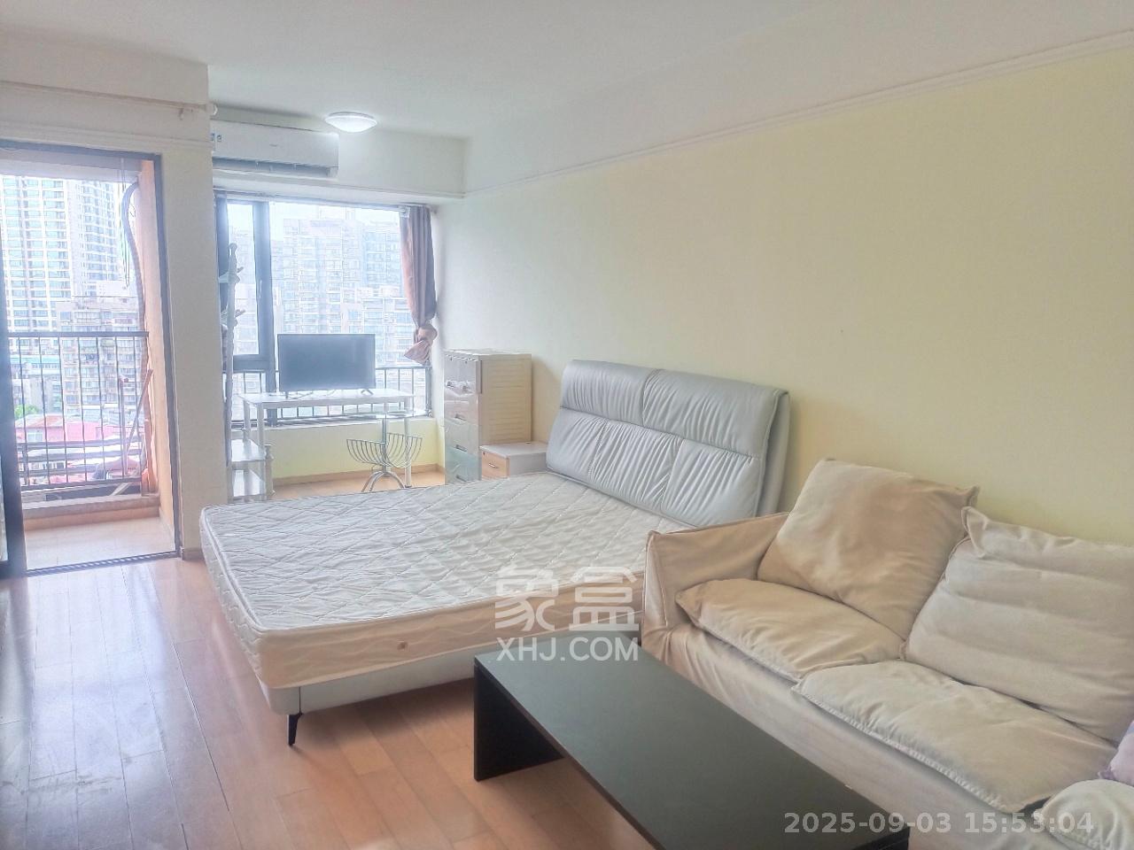 万科金色家园  1室1厅1卫    1500.0元/月 万科金色家园  1室1厅1卫    1500.0元/月