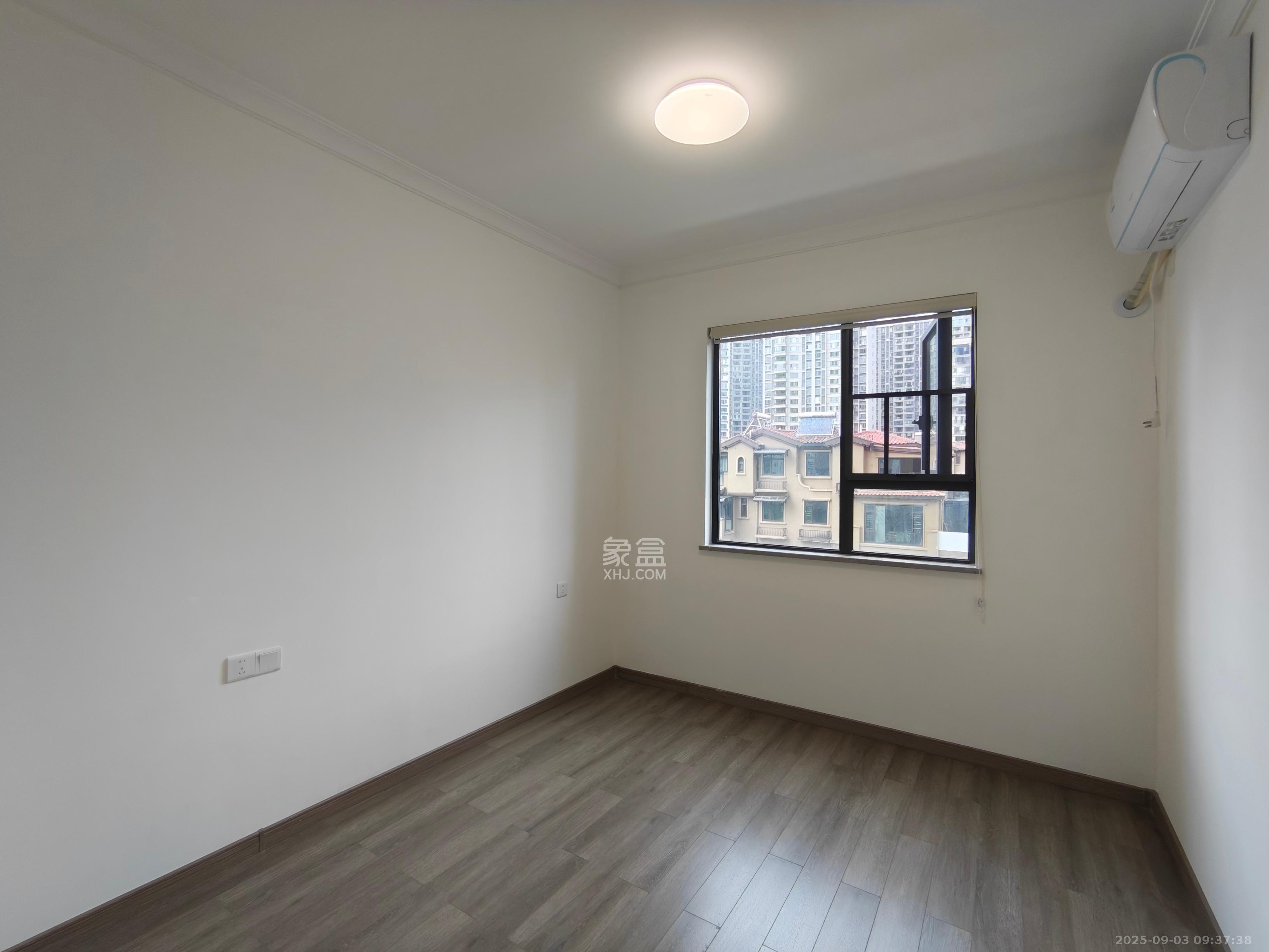 中建嘉和城凤凰台(中建瑞兴家园)  4室2厅2卫    2800.0元/月 中建嘉和城凤凰台(中建瑞兴家园)  4室2厅2卫    2800.0元/月室内图