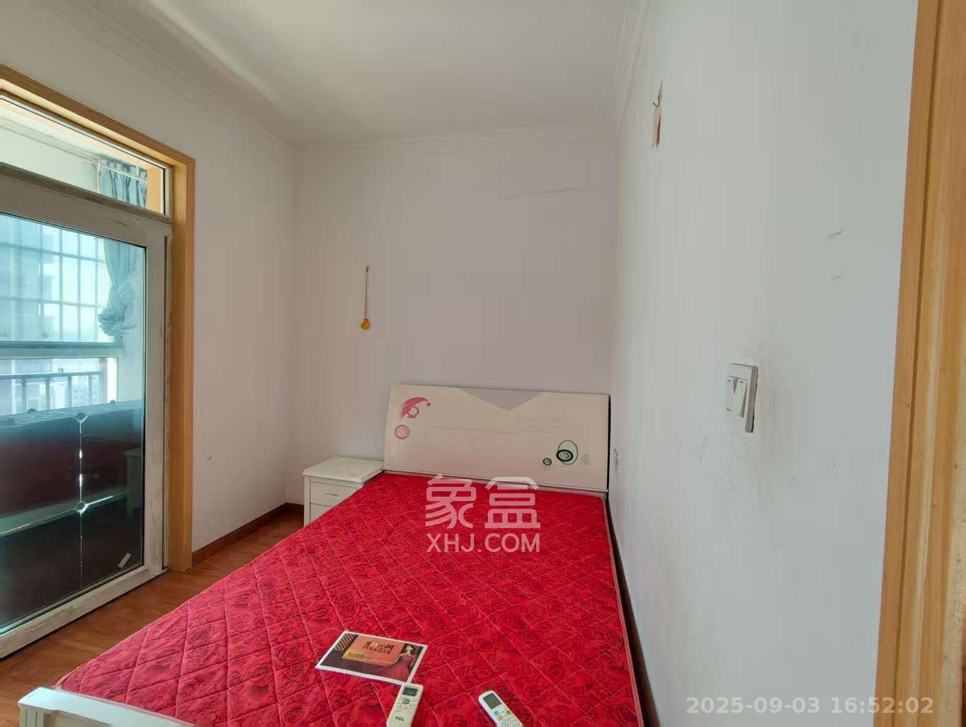 明天一城  2室2厅1卫    1400.0元/月 明天一城  2室2厅1卫    1400.0元/月室内图