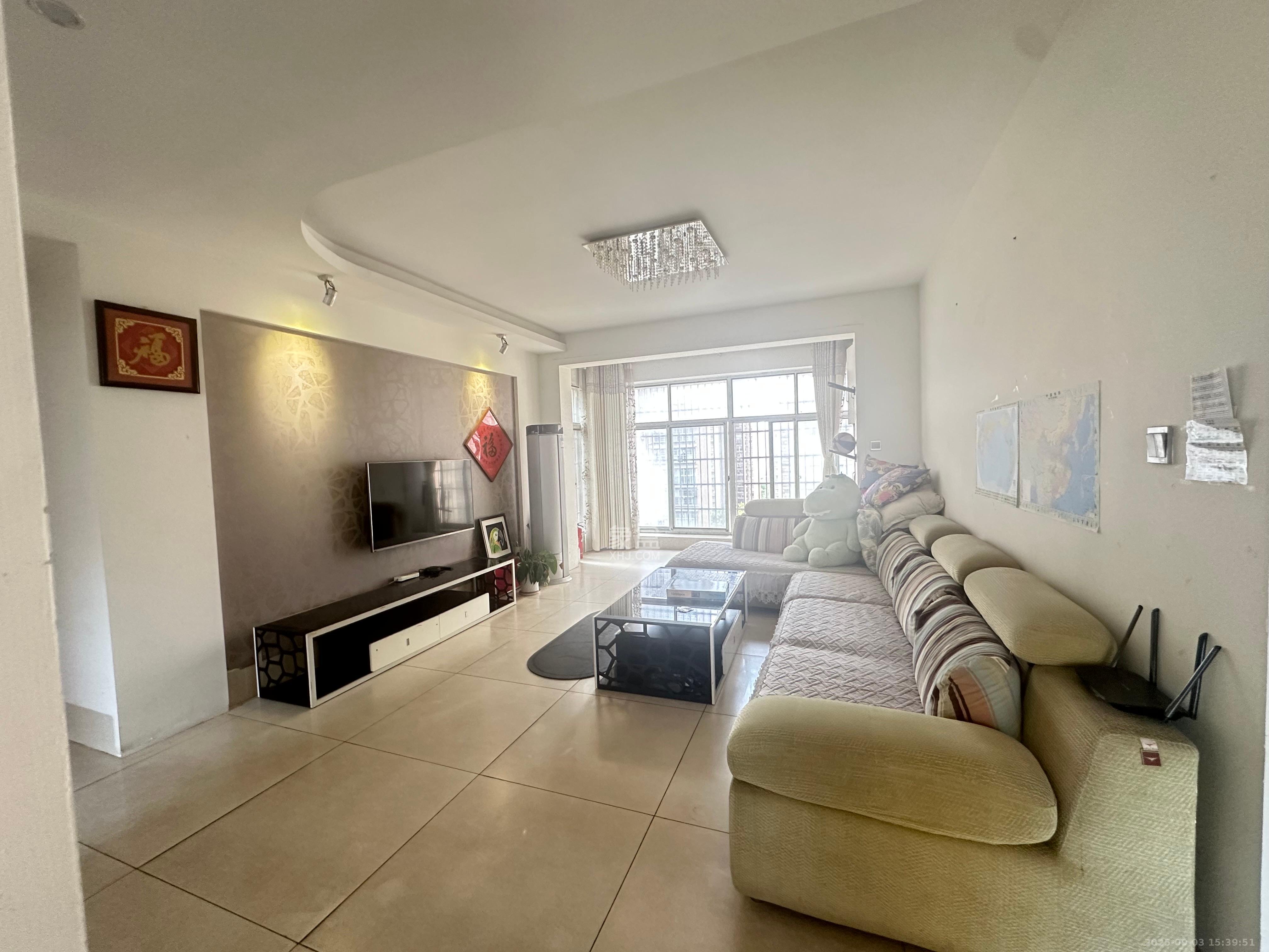 泊林晶城  3室2厅2卫    2600.0元/月室内图