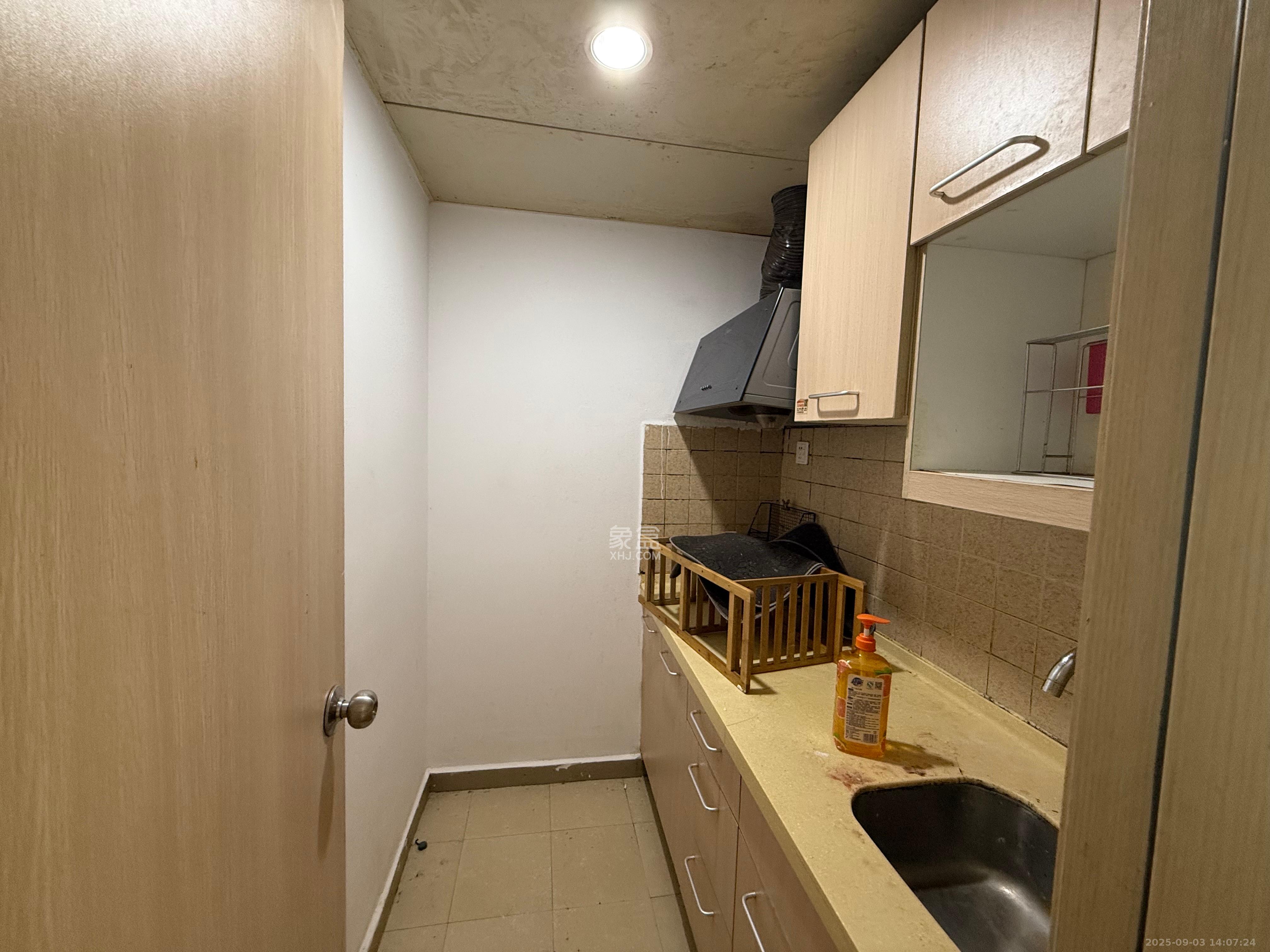 远大麓园  1室1厅1卫    1500.0元/月室内图